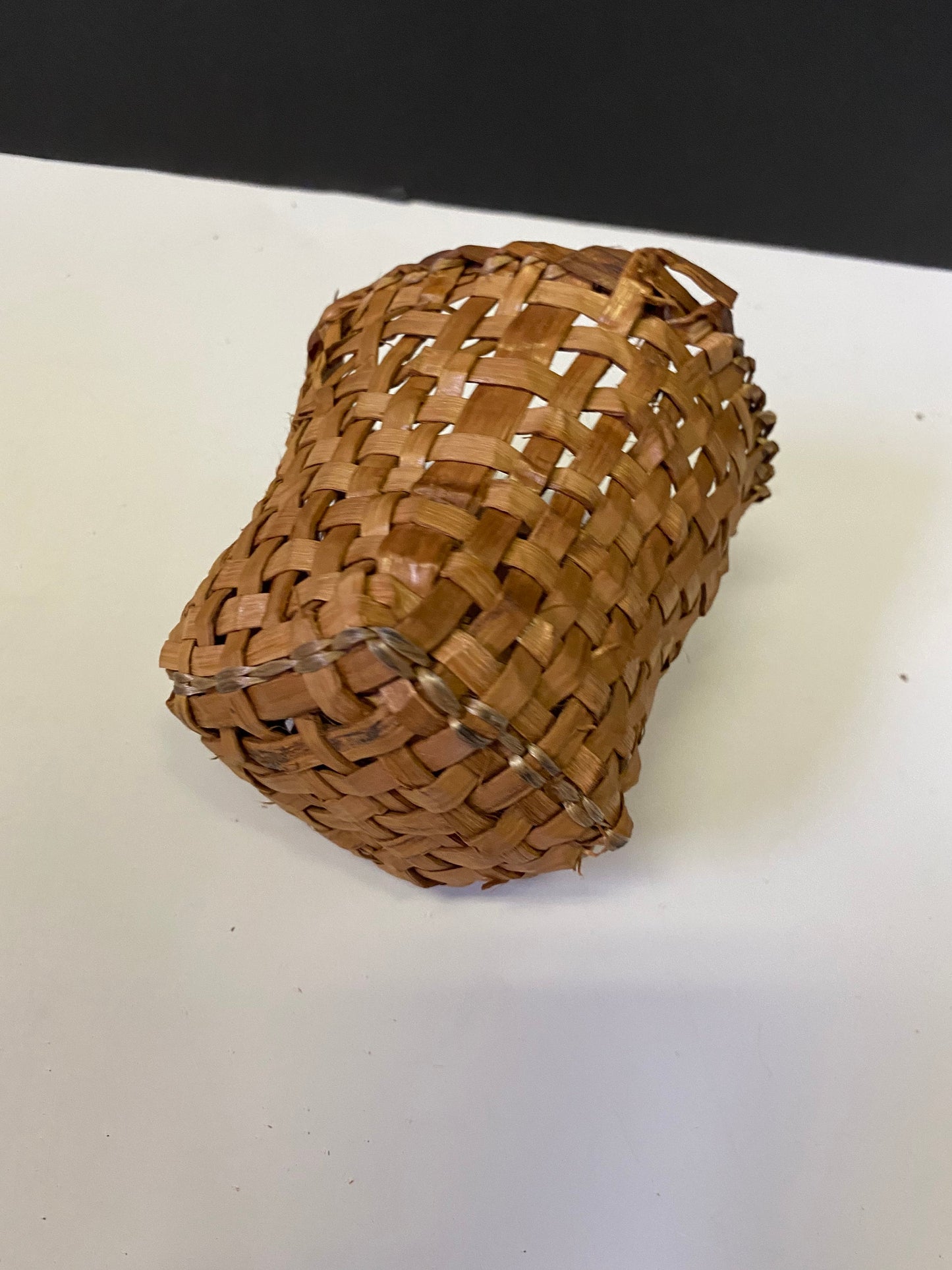 A   4 x 4 inch absolutely fantastic museum quality indigenous cedar bark basket fabulous condition  wow