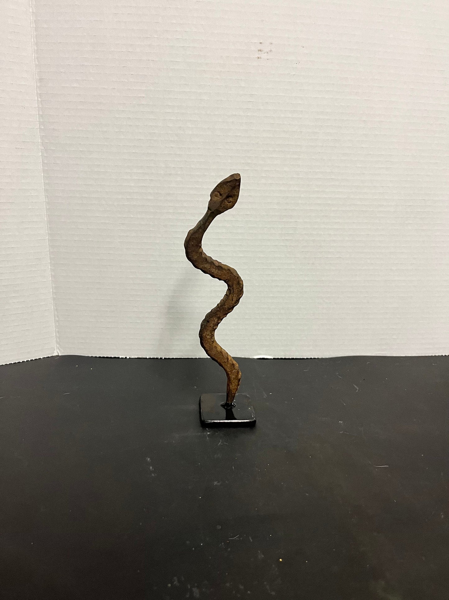 Stunning 8.5 inch high lolI iron statue of a snake  Burkina Faso - African beauty  Great Patina and detail