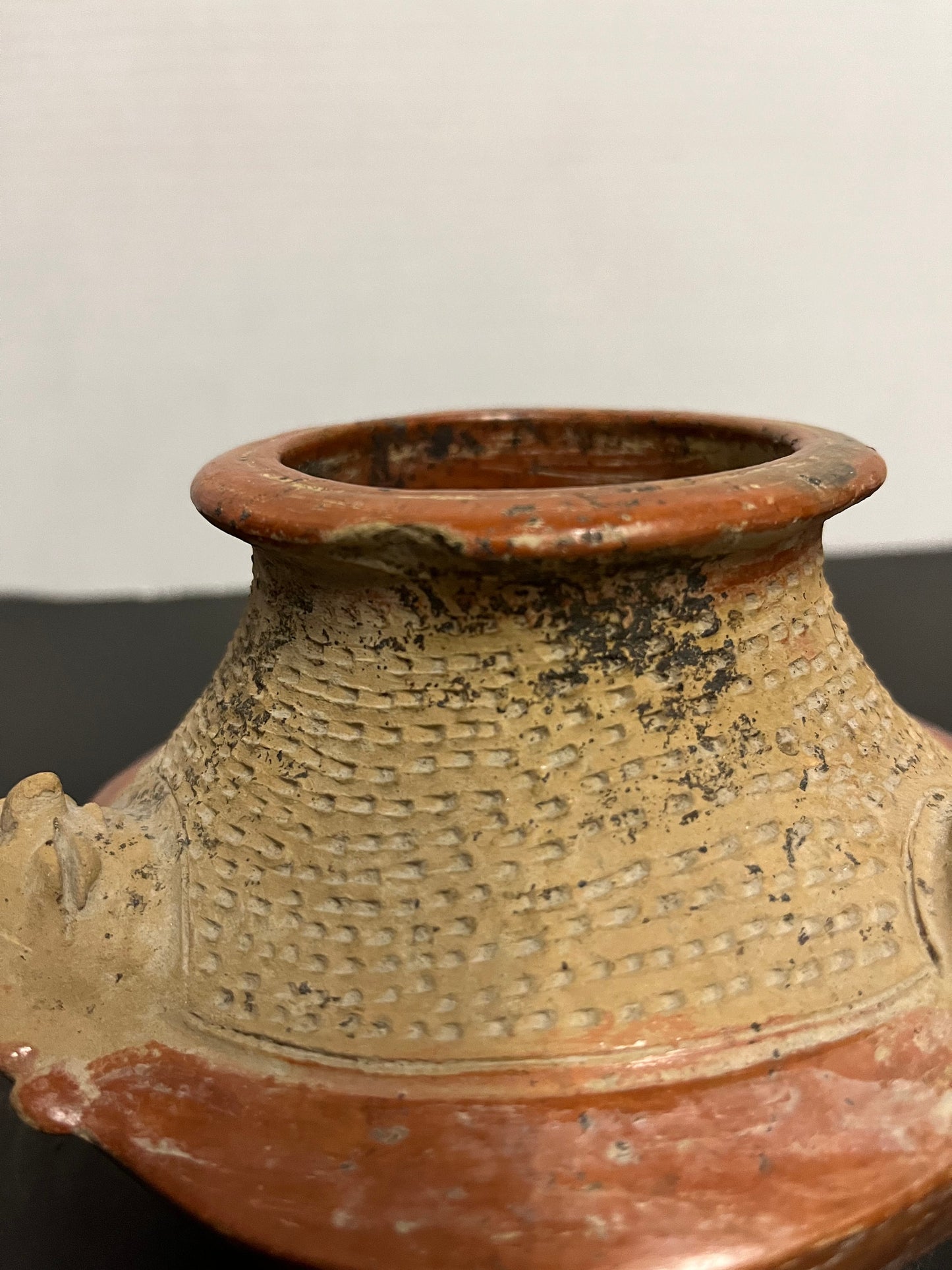 Antique Colombian spectacular authentic over 2000 year old pottery bowl with figural heads  estate piece, authentic and great condition