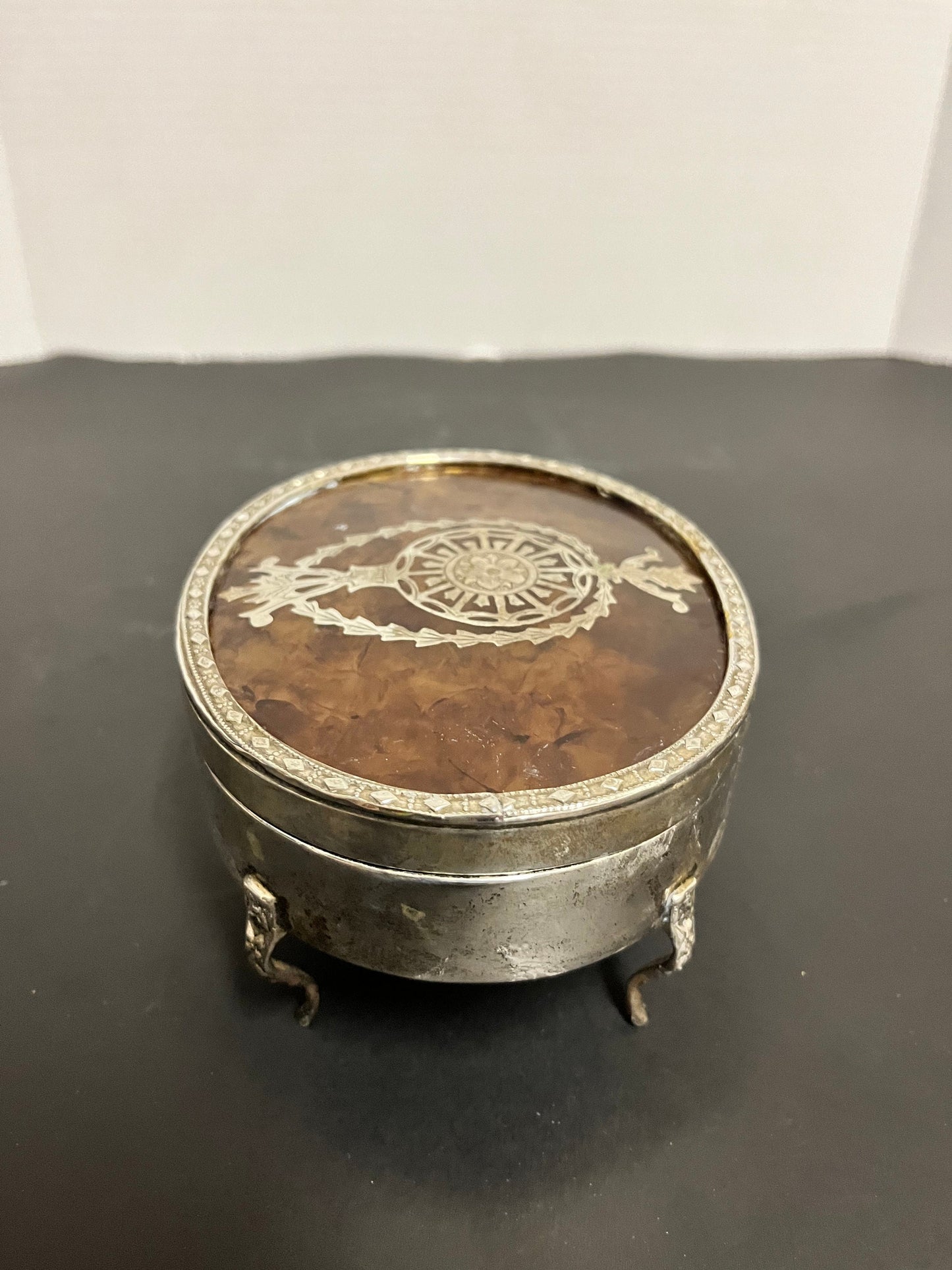 Absolutely stunning solid silver and tortoiseshell lidded  box with sexy legs  stunning condition, and a wonderful piece for a gift