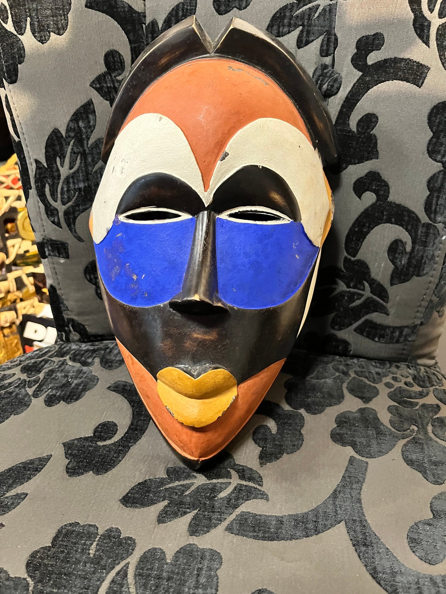 13 x 8 vintage African polychrome wall mask  believed to be from Mail  great colours and price