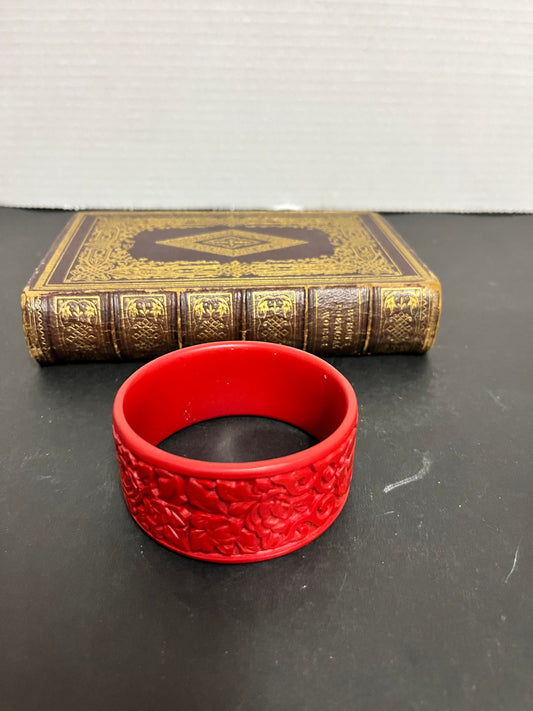 Lovely Chinese vintage carved Cinnabar, 3 inch bangle or bracelet