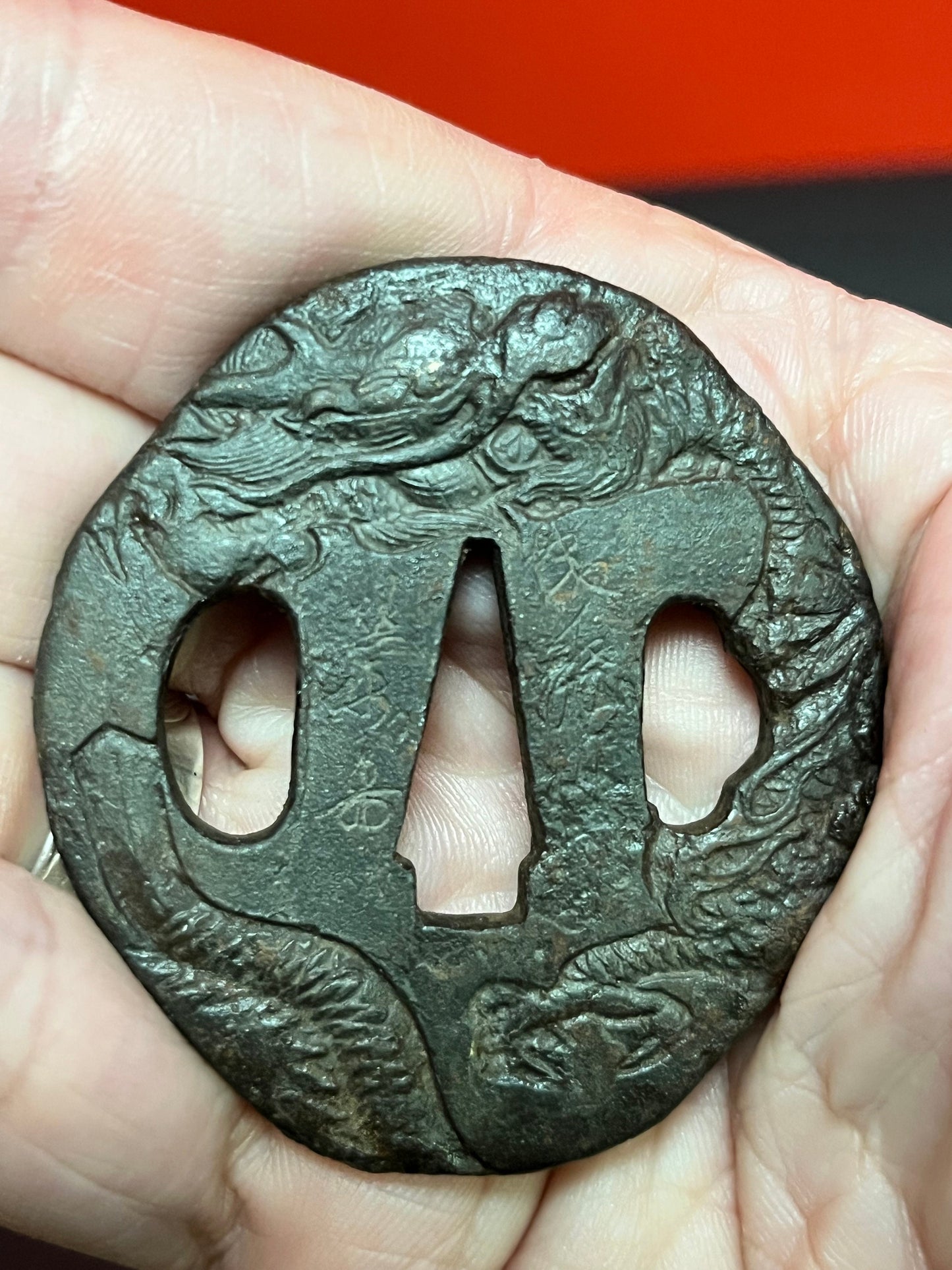 Lovely 2.5 inch cast-iron signed Japanese samurai tsuba depicting dragons  wow  ancient treasure