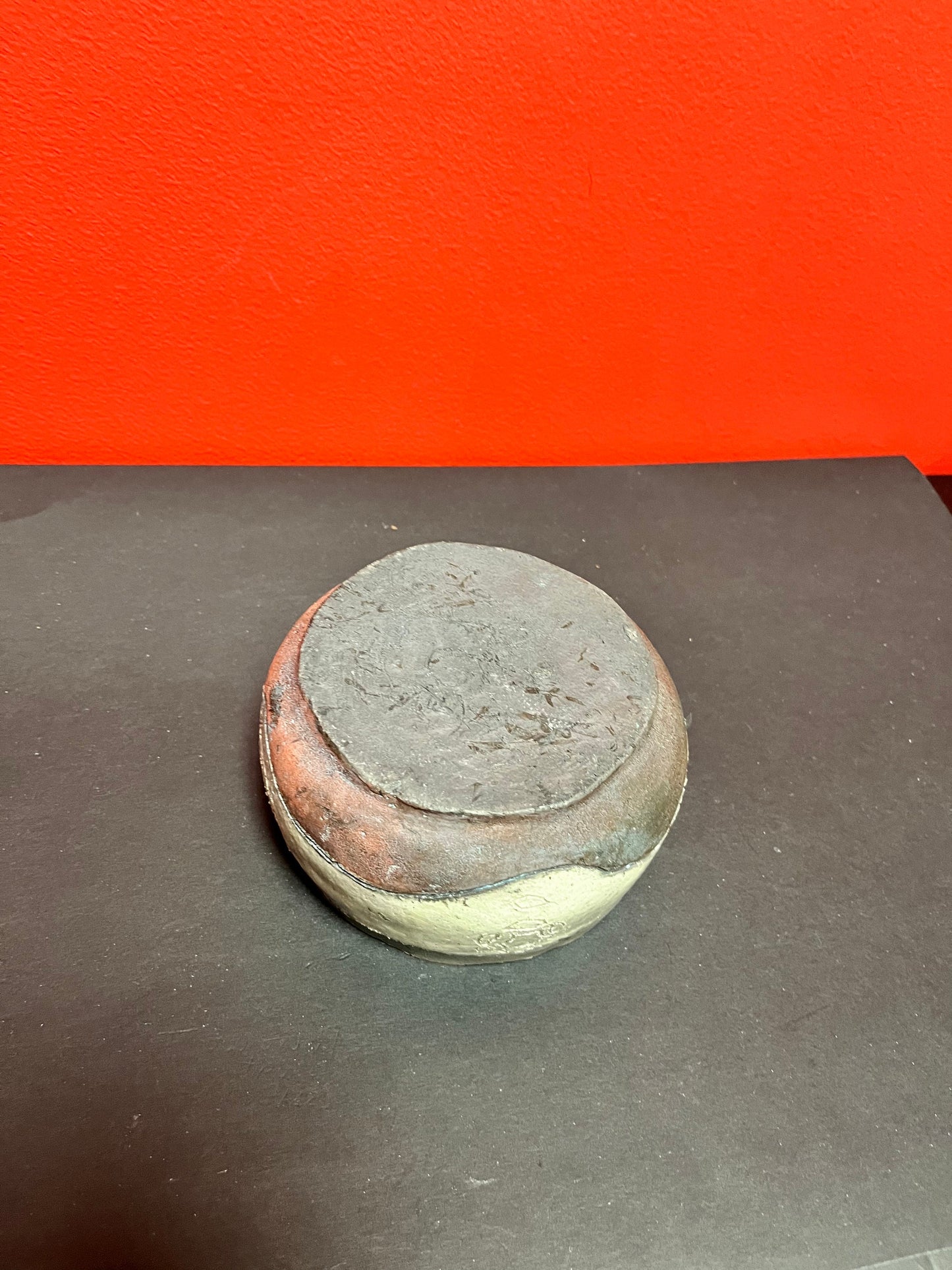 Unique 5 x 3 high early Navajo pottery bowl   wonderful glaze and texture