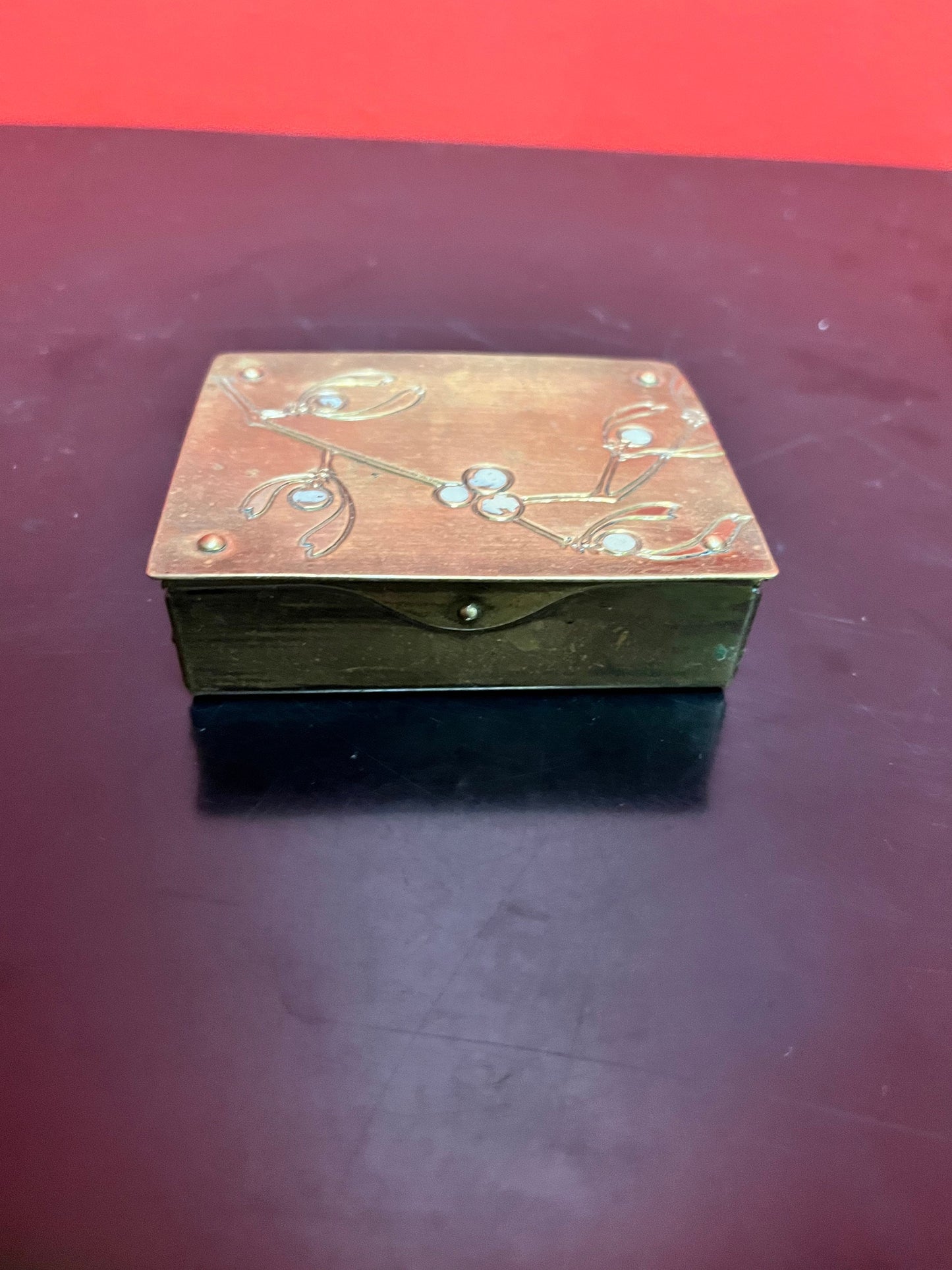 Antique 3 by 2 x 1  Georgian tortoiseshell snuffbox  good value