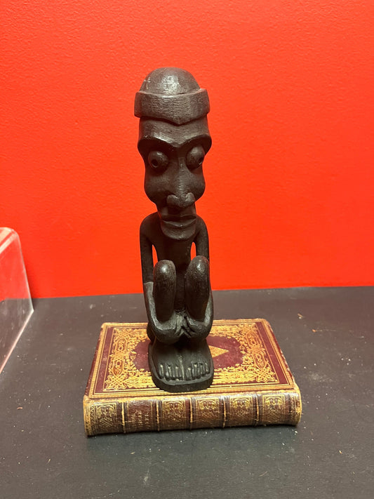 8.5 inch high western African seated vinatge wooden statue  great condition