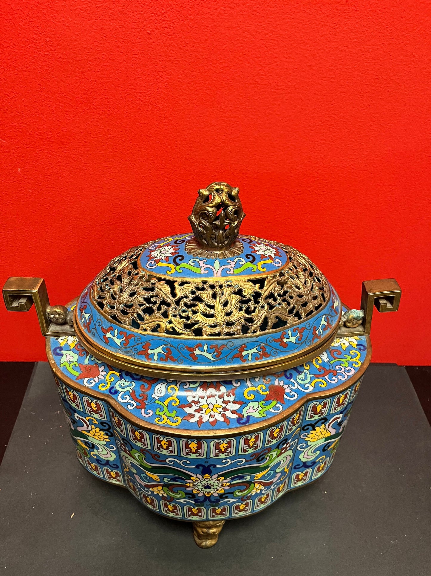 15 x 17 inch high stunning antique Chinese cloisonné and gilt lidded vessel with lid  amazing condition and detail - wow