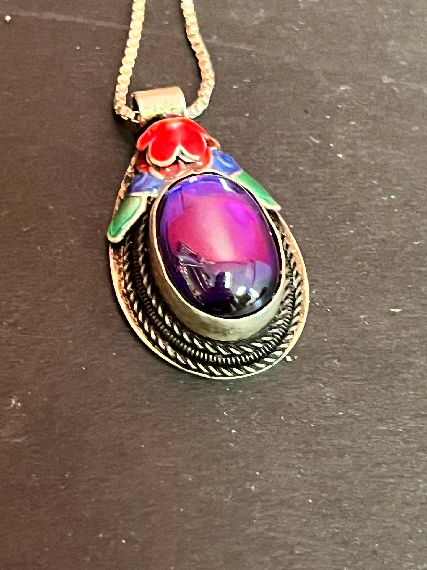 Beautiful, small Chinese sign d sterling and enamel pendant with amethyst  comes with silver chain