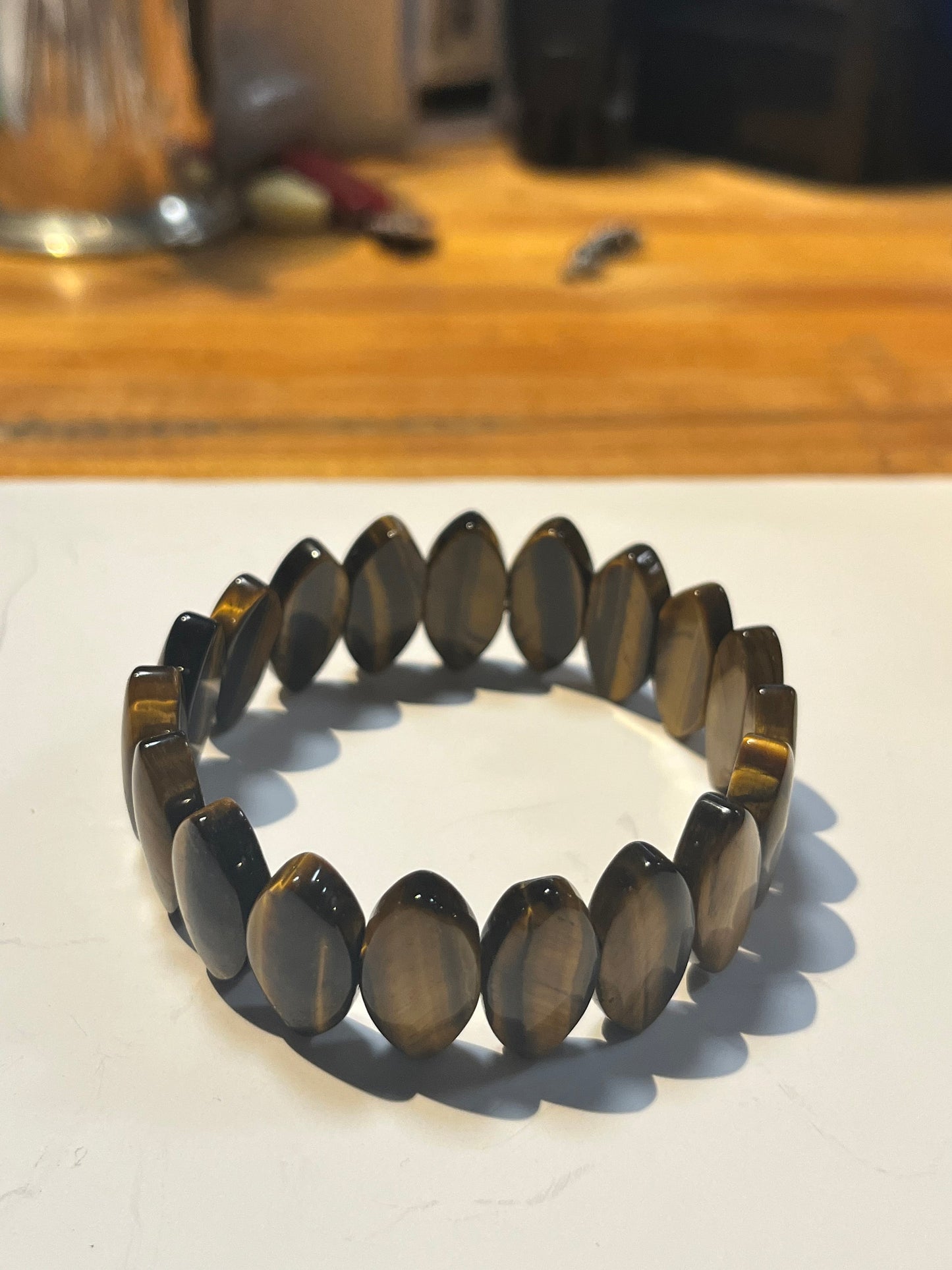 Cool expandable tigers eye bracelet