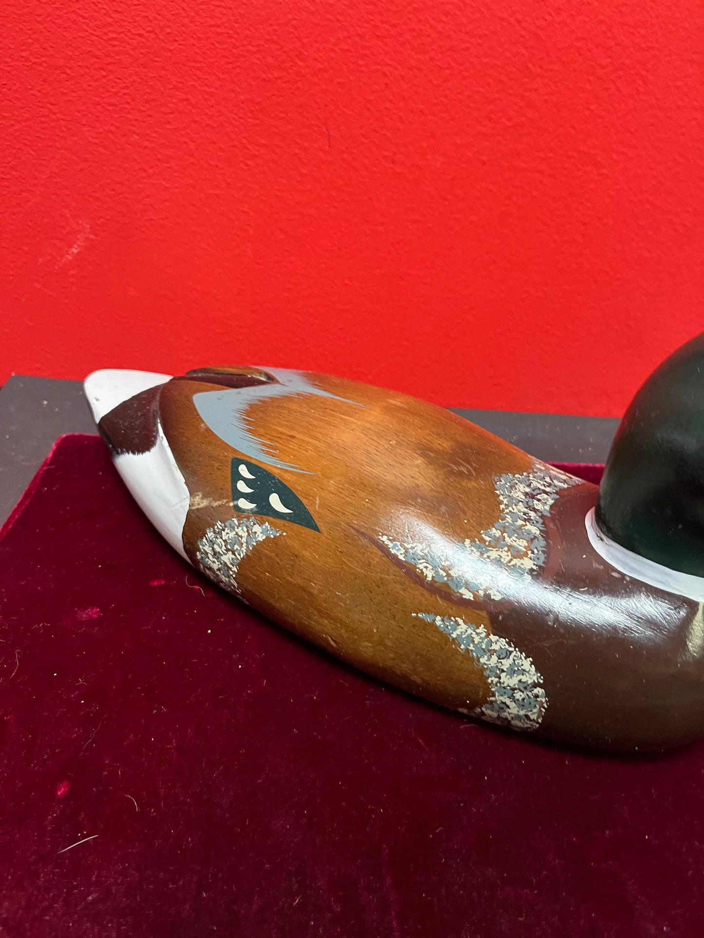 A  Lovely 13 inch Canadian wooden mallard duck decoy  great condition and paintwork  wow