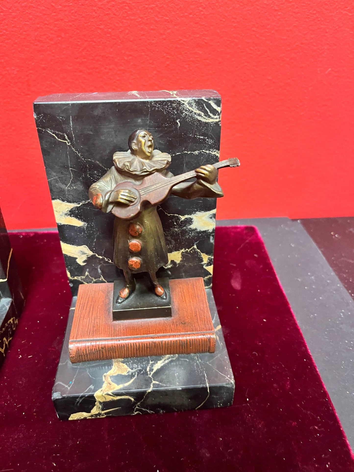 Absolutely stunning 5 1/2 inch high  possibly Franz Bergman Austrian cold painted bronze and marble musical Bookends  wow