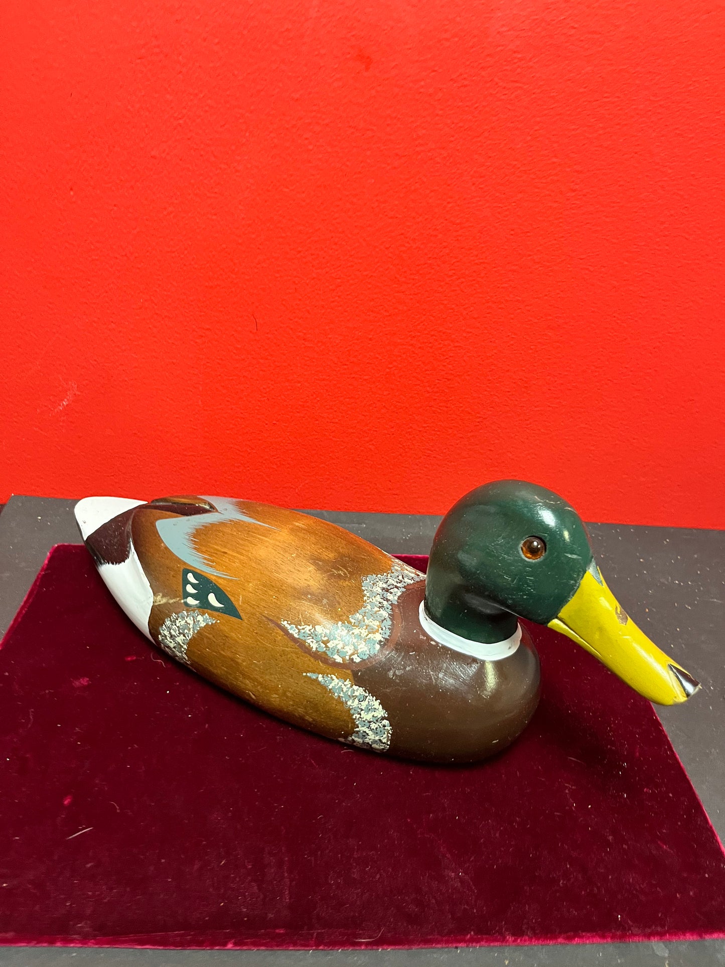 A  Lovely 13 inch Canadian wooden mallard duck decoy  great condition and paintwork  wow