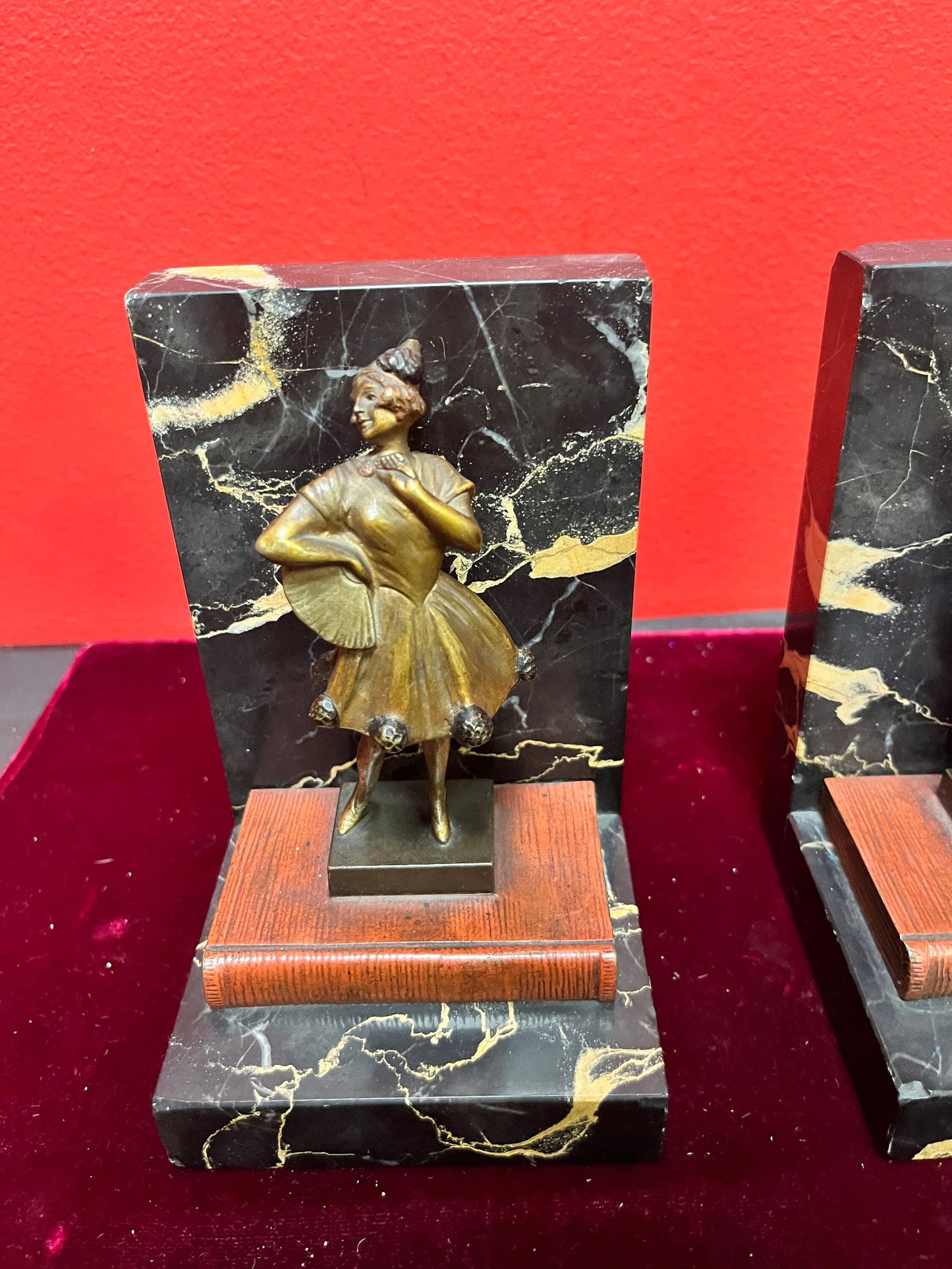 Absolutely stunning 5 1/2 inch high  possibly Franz Bergman Austrian cold painted bronze and marble musical Bookends  wow