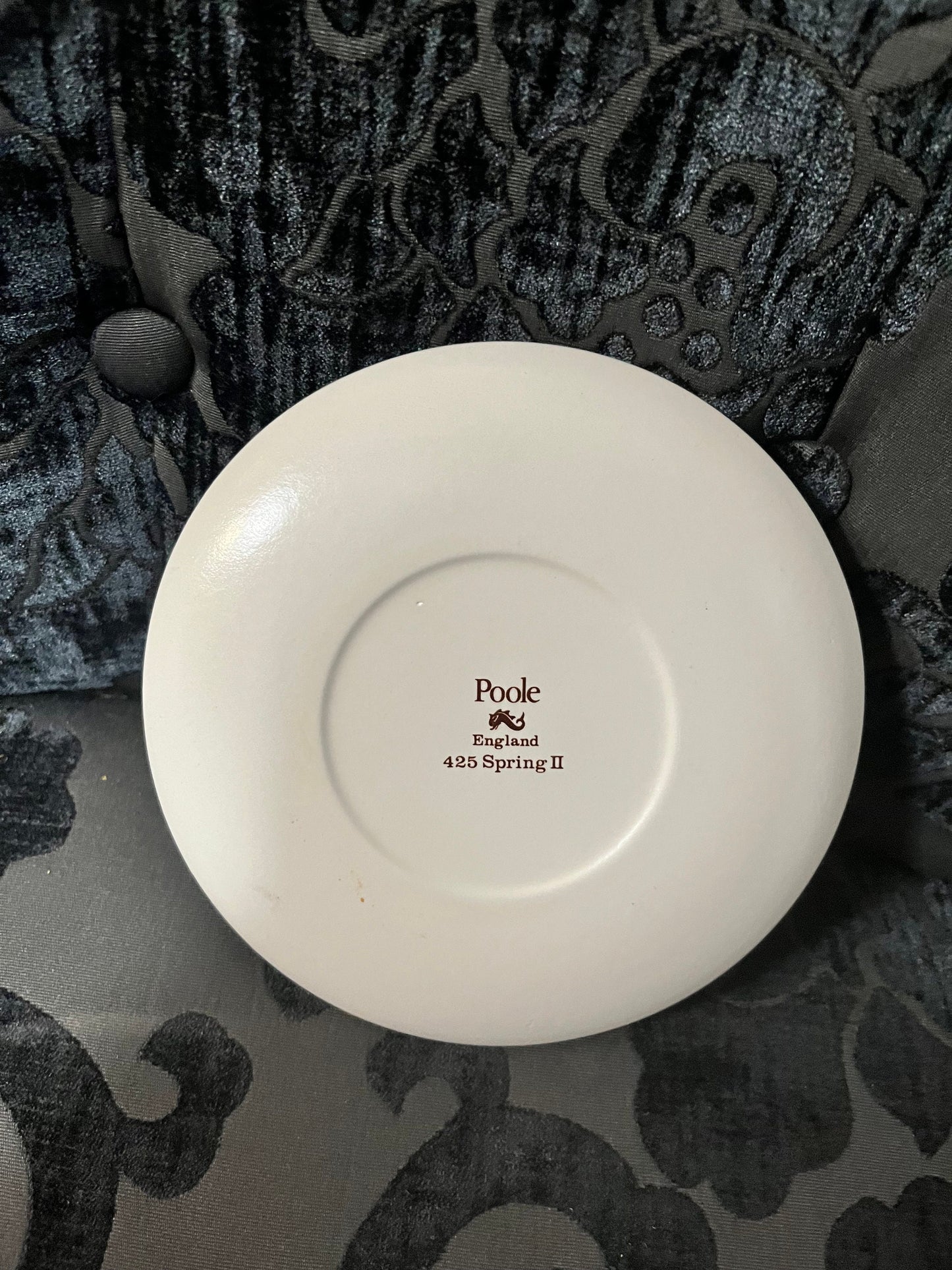 6 inch Poole plate  unusual style  mint condition