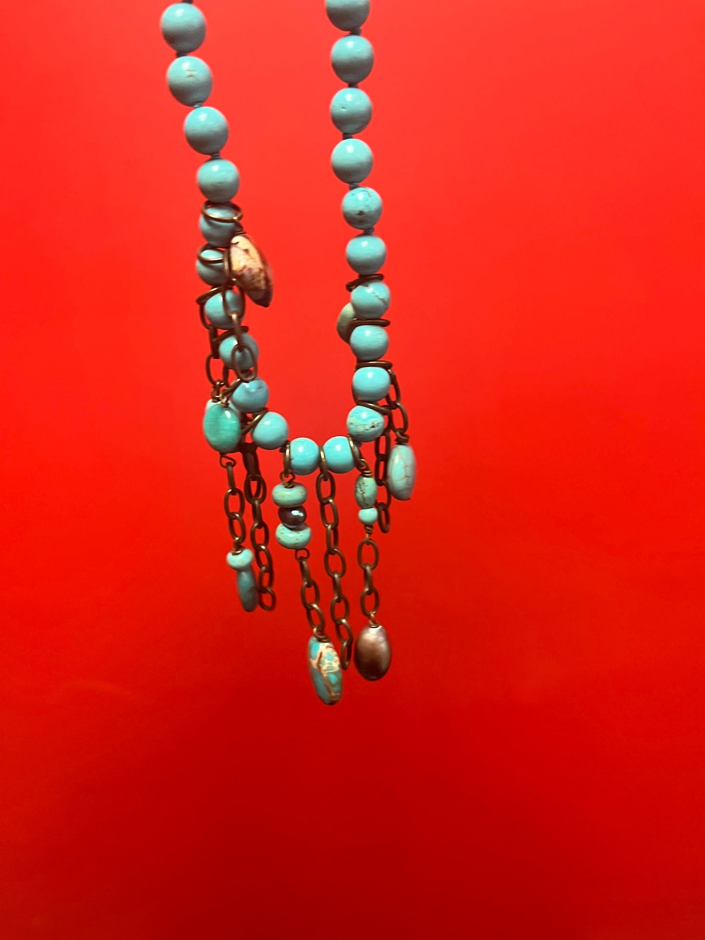 Unusual lovely turquoise necklace   great gift