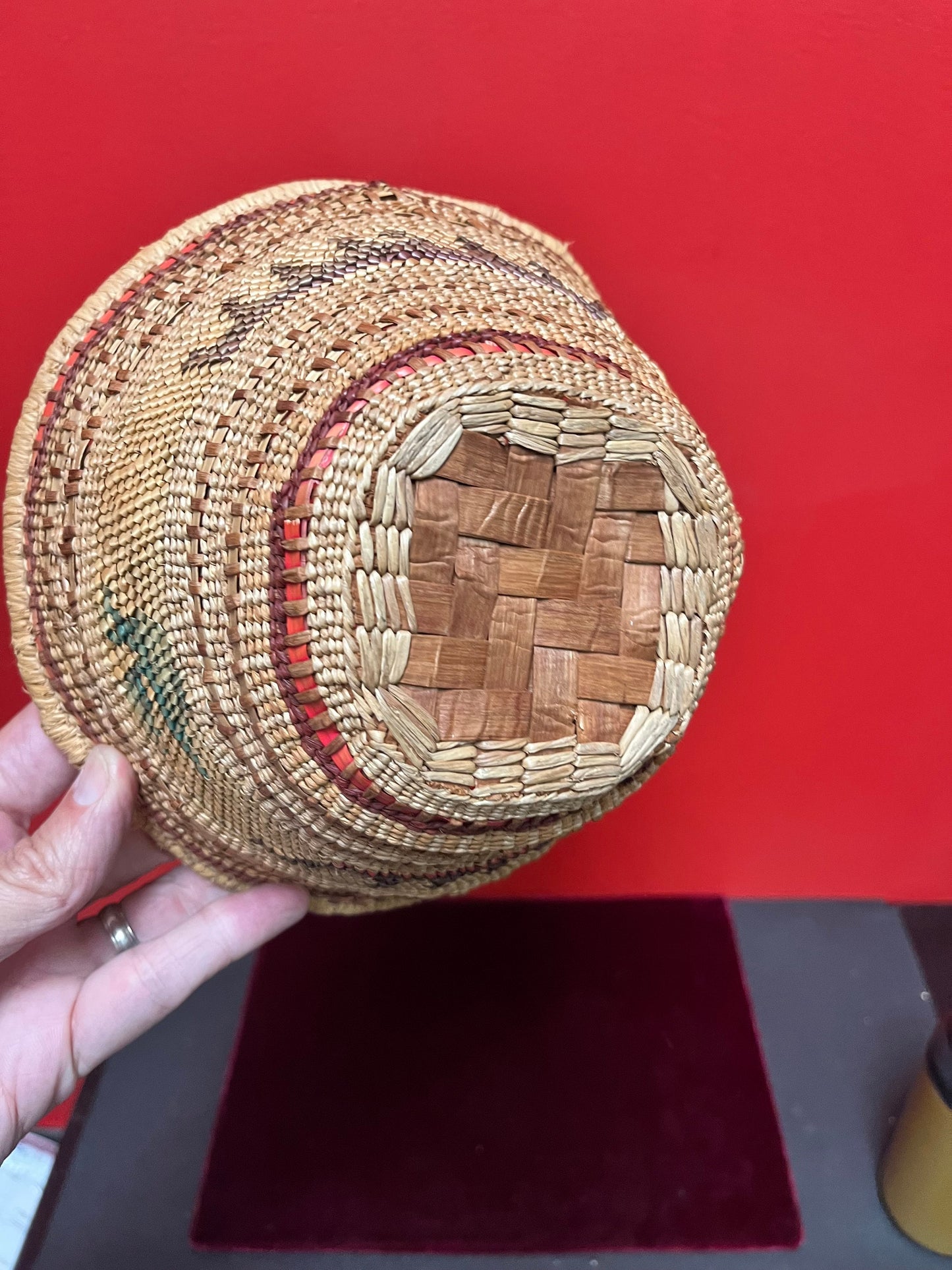 Stunning 8 x 10 high  indigenous Canadian native antique woven basket with delicious handle  wow