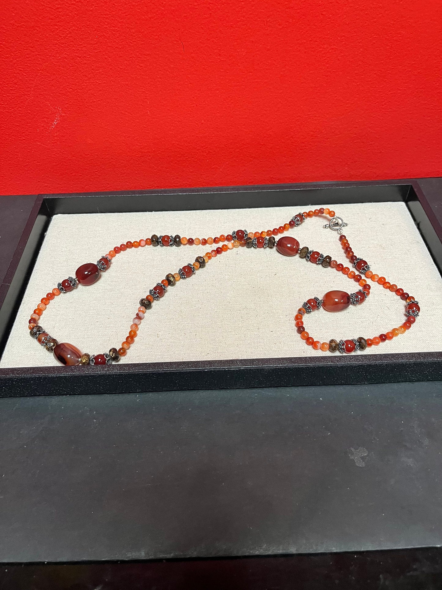 Beautiful approx 42 Inch agate necklace  stunning quality great gift