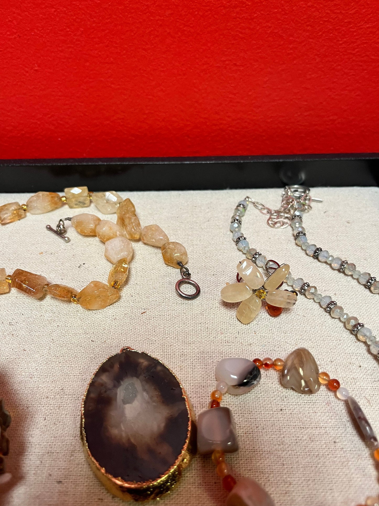 Fabulous job lot of agate and stone jewellery   great for gifts or resale  wow