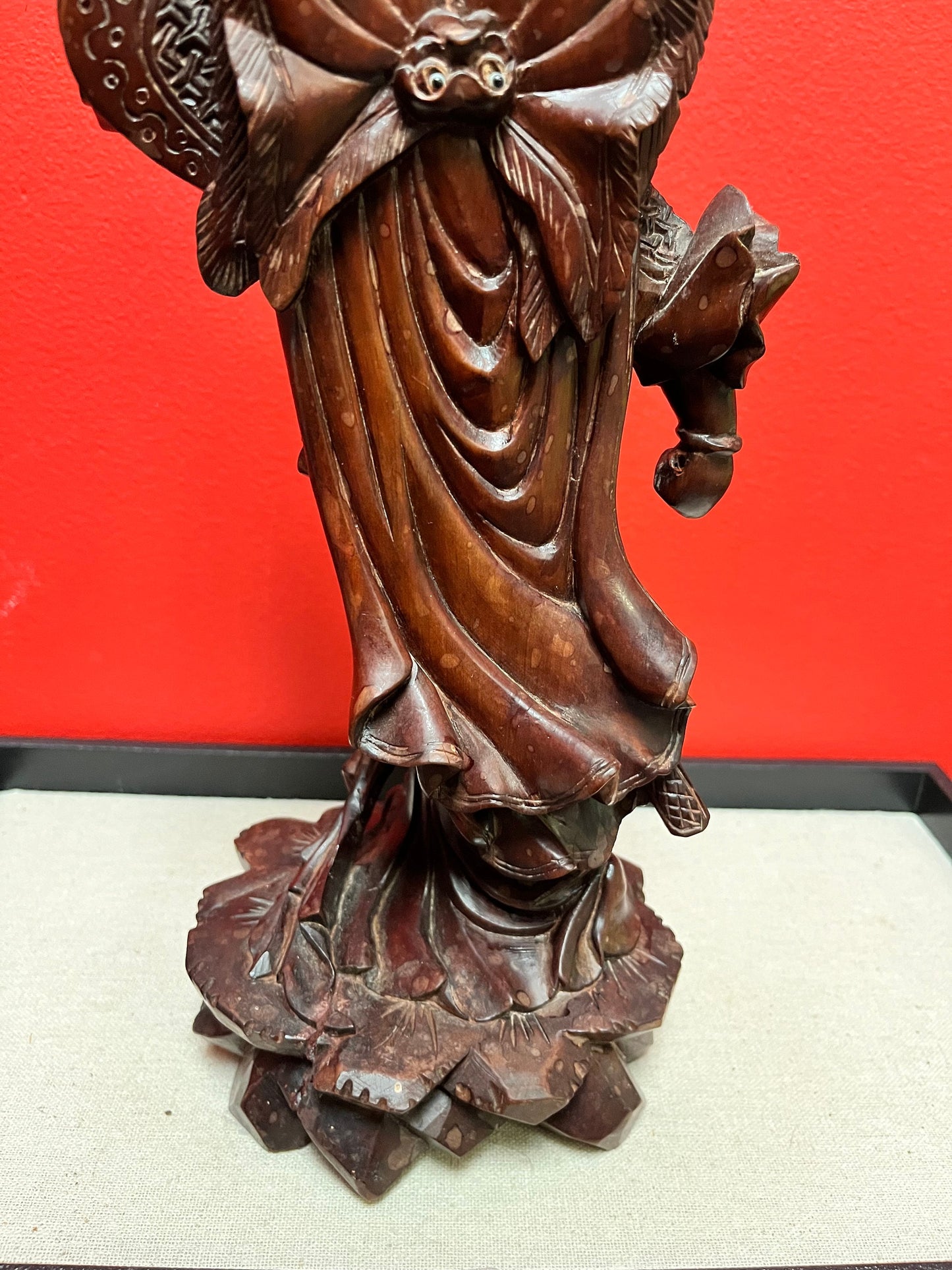 Stunning Chinese antique Rosewood 12 inch high statue pff a deity  immaculate condition, and gorgeous detail wow