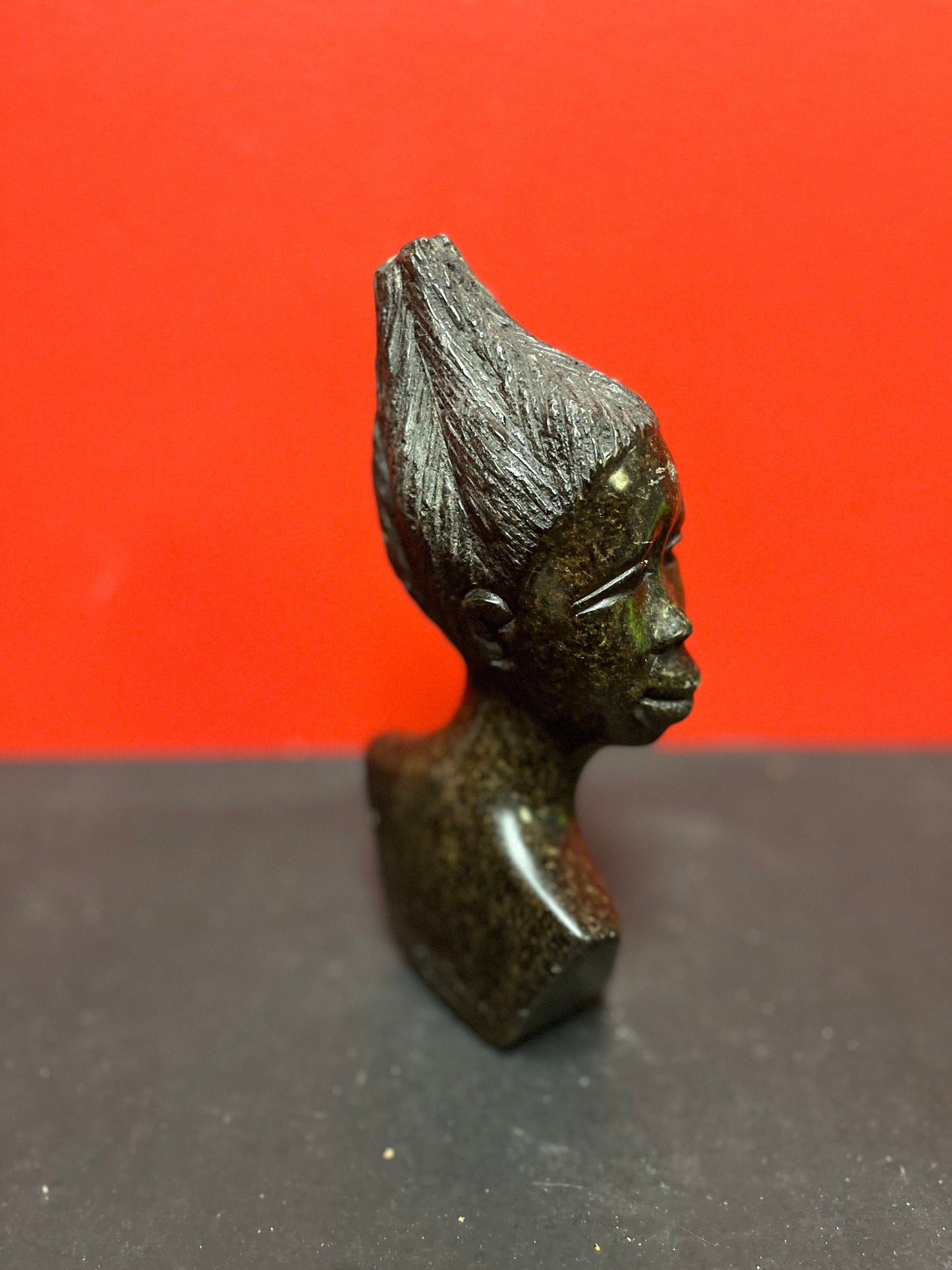 Lovely older African 9 inch tall signed soapstone bust of a lady  1.6 kg fabulous condition and perfect gift