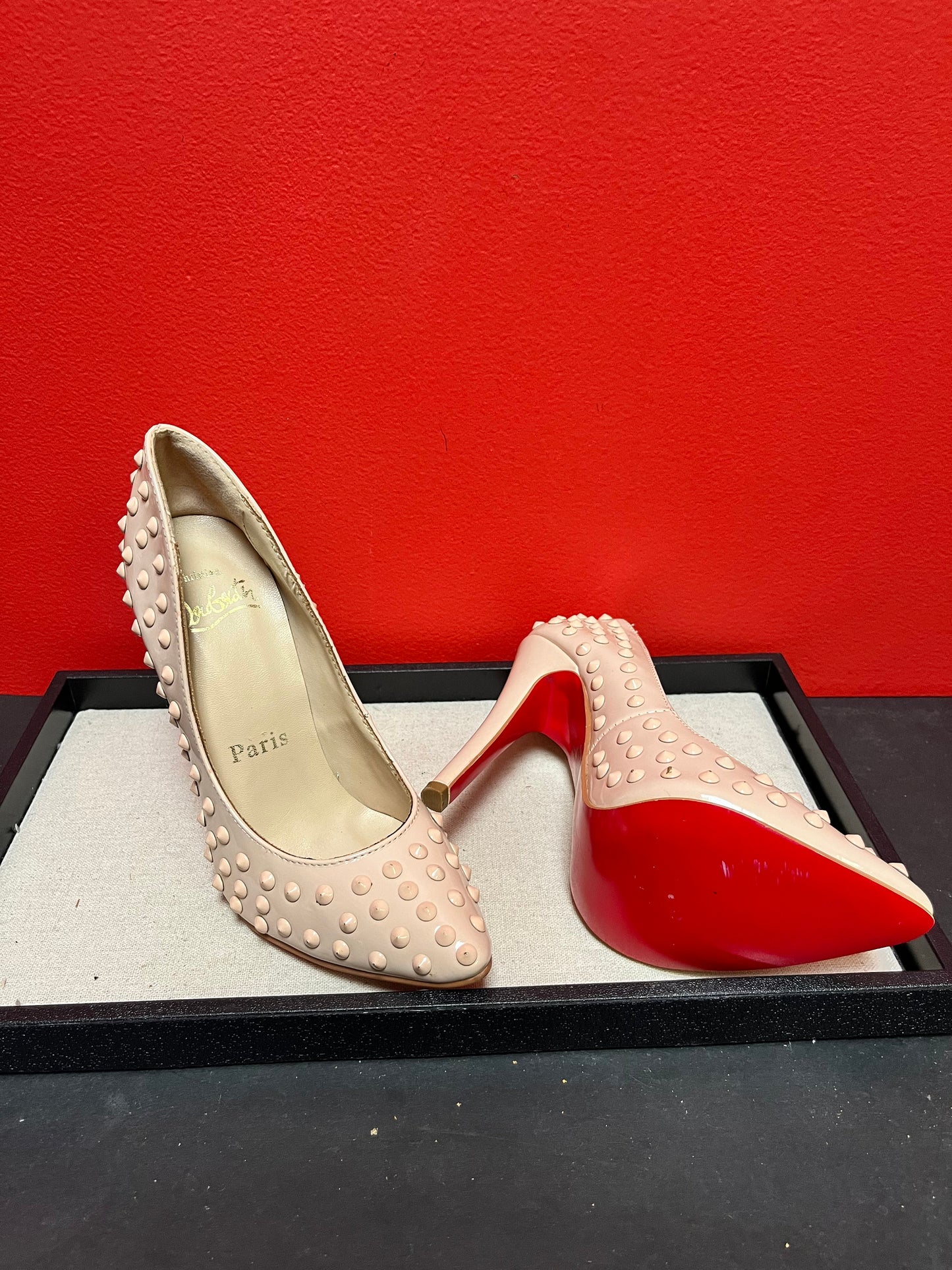 Fabulous authentic Christian Louboutin pumps  size 36  fits 5.5 to 6 ladies  like new  unbelievable deal