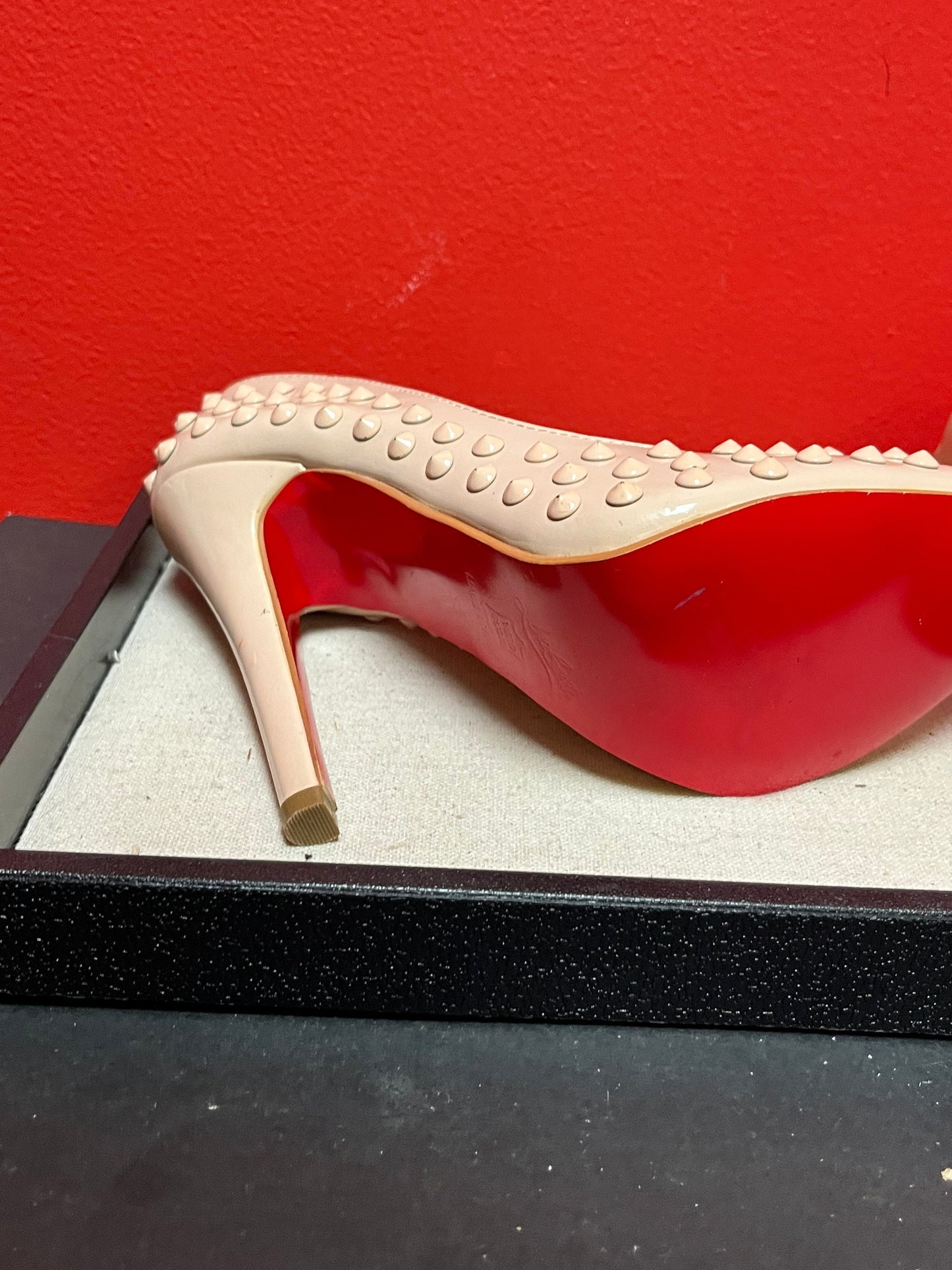 Fabulous authentic Christian Louboutin pumps  size 36  fits 5.5 to 6 ladies  like new  unbelievable deal