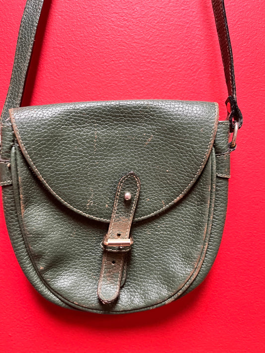 A  Approximately 29 inch long 1960s Italian Holt Renfrew ladies small handbag  vintage condition - stunning look