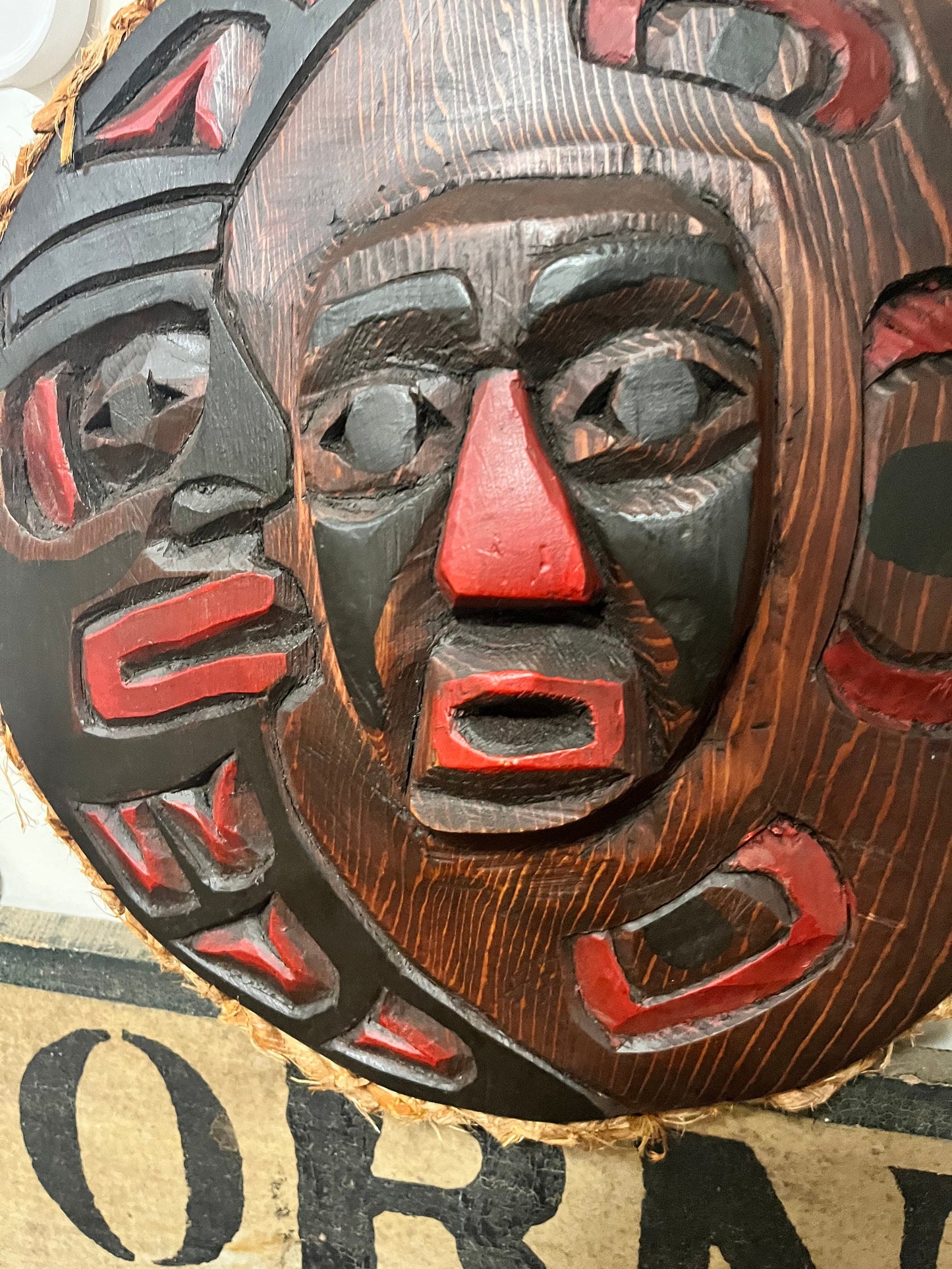 Stunning 12 inch moon mask by Ronald Thomas  indigenous first nation Pacific Northwest coast beauty  great detail