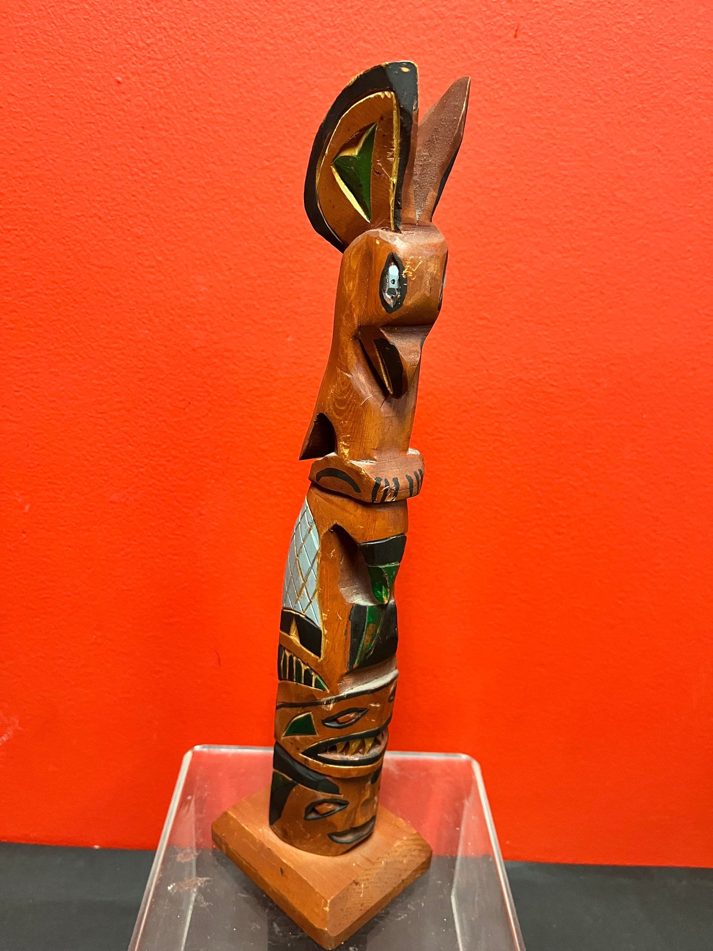 Lovely old 15 inch tall unsigned primitive totem pole   indigenous first nations Pacific northwest coast beauty