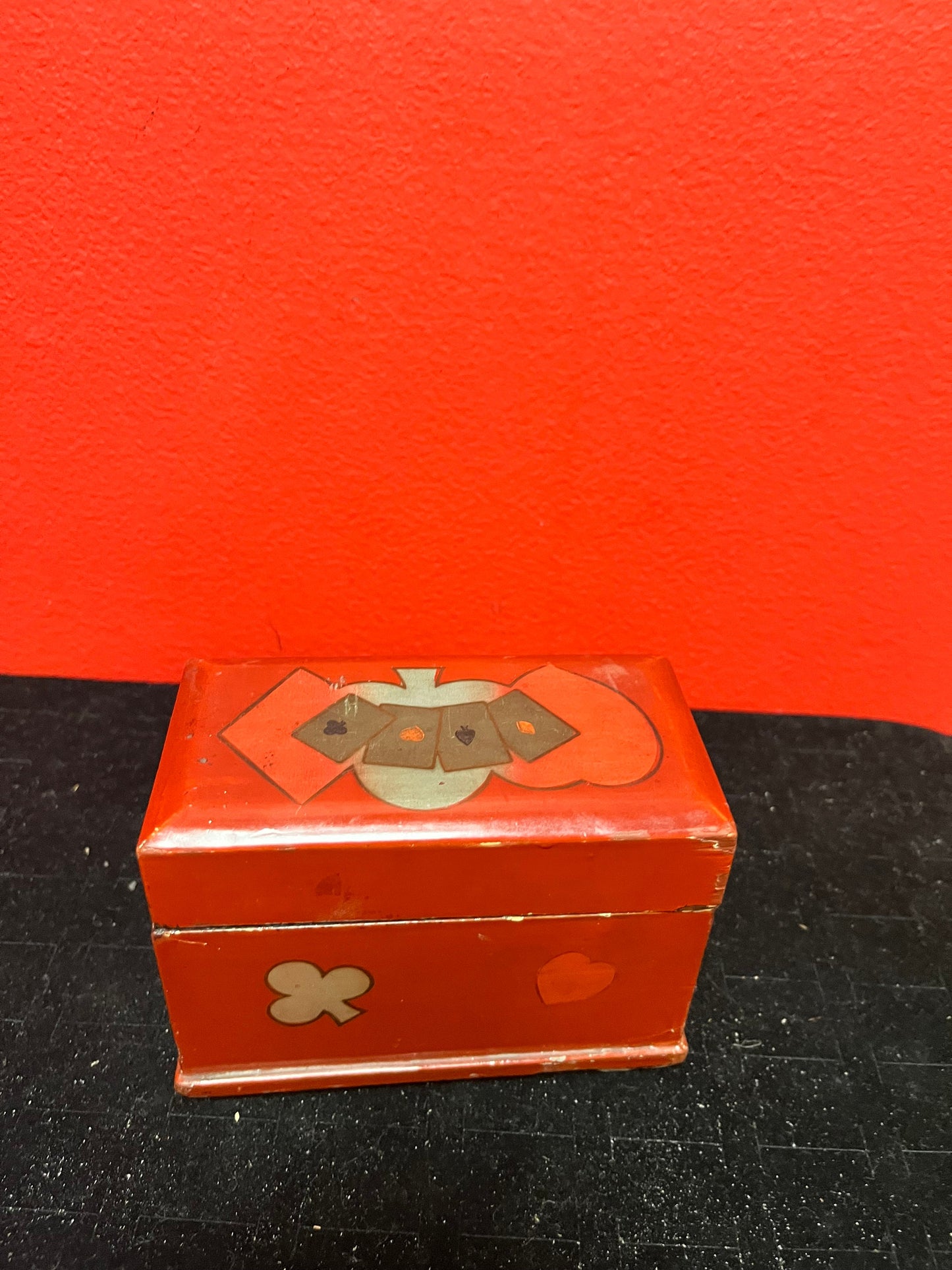 A  Stunning Japanese antique 4.5 x 3 x 2 high   Lacquer playing card box  wonderful detail and quality