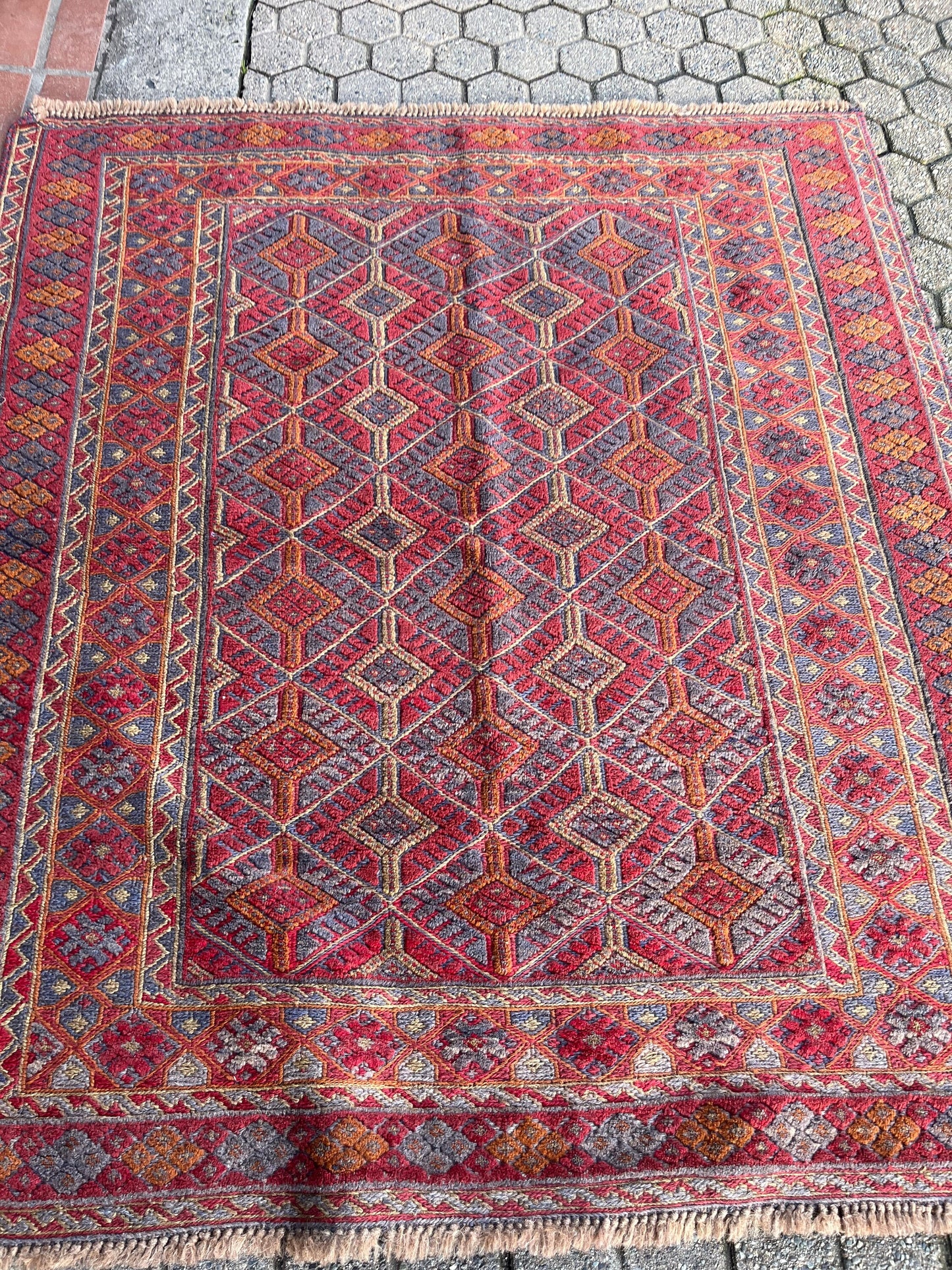 Amazing 57 x 47 hand knotted person rug carpet  antique and mint condition and wonderful quality  one of the very best  great look