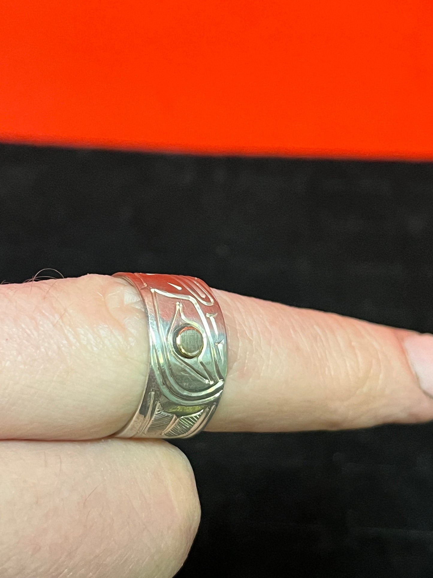 Lovely size 11 indigenous First Nations  pacific northwest coast  sterling and gold ring  wow