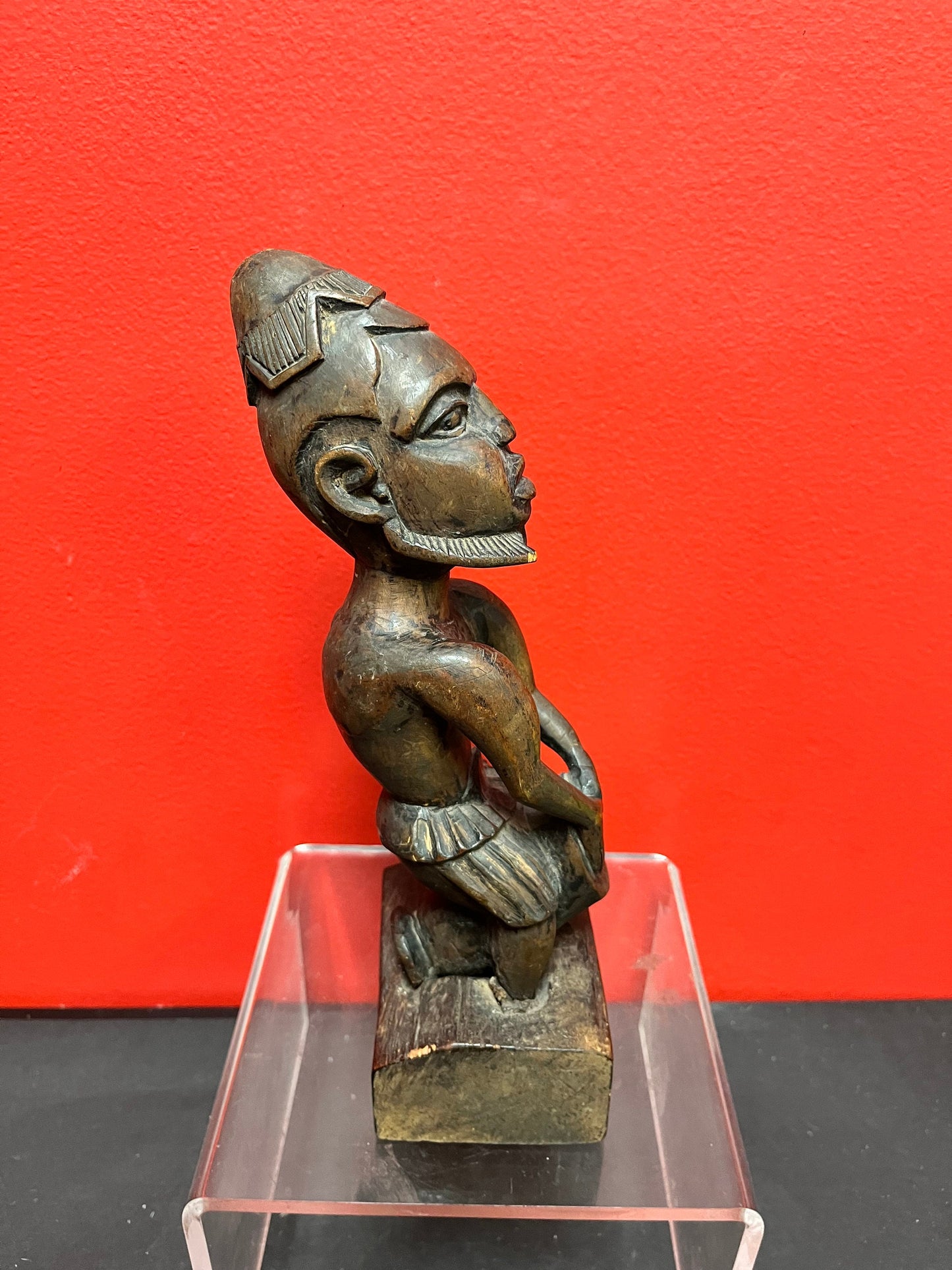 Fabulous rare early 1900s African statue on fitted base   wonderful patina and imagery