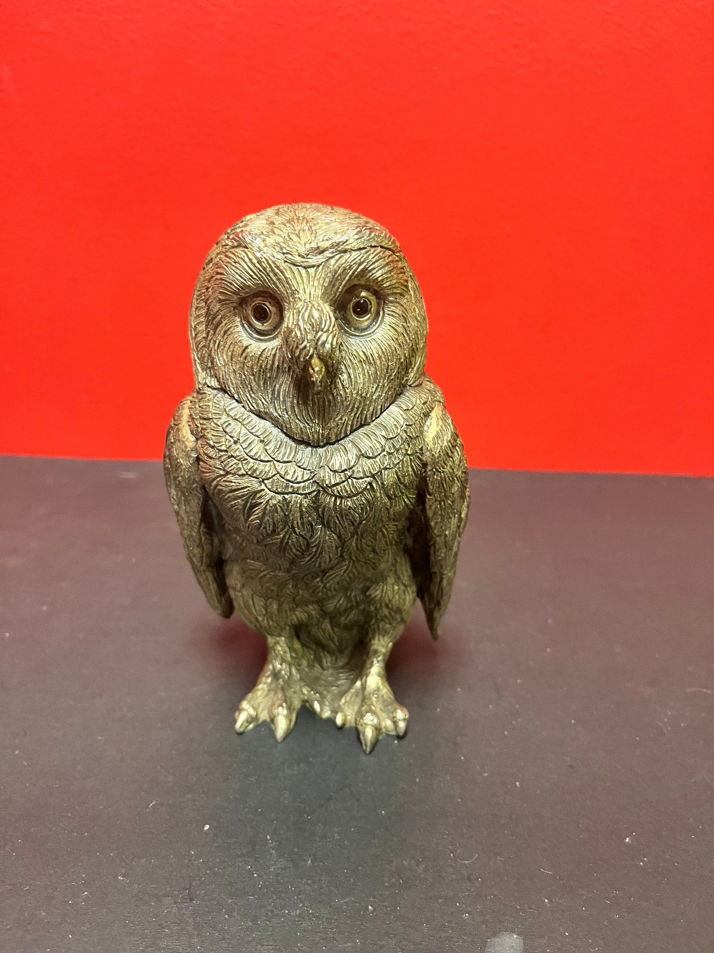 6.5 inches Italian silver plate owl  2 .5 kg  great detail  older piece