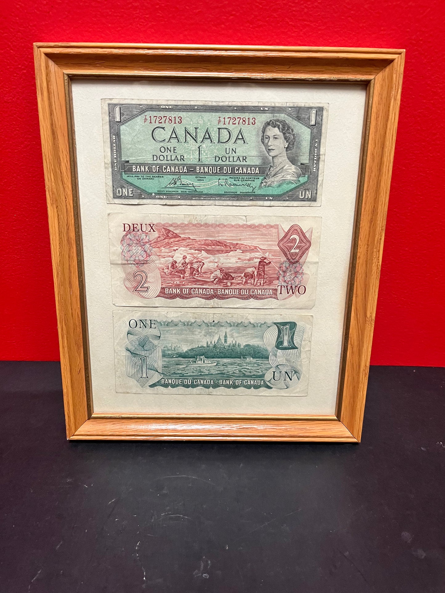 11 x 9 Canadian currency in frame