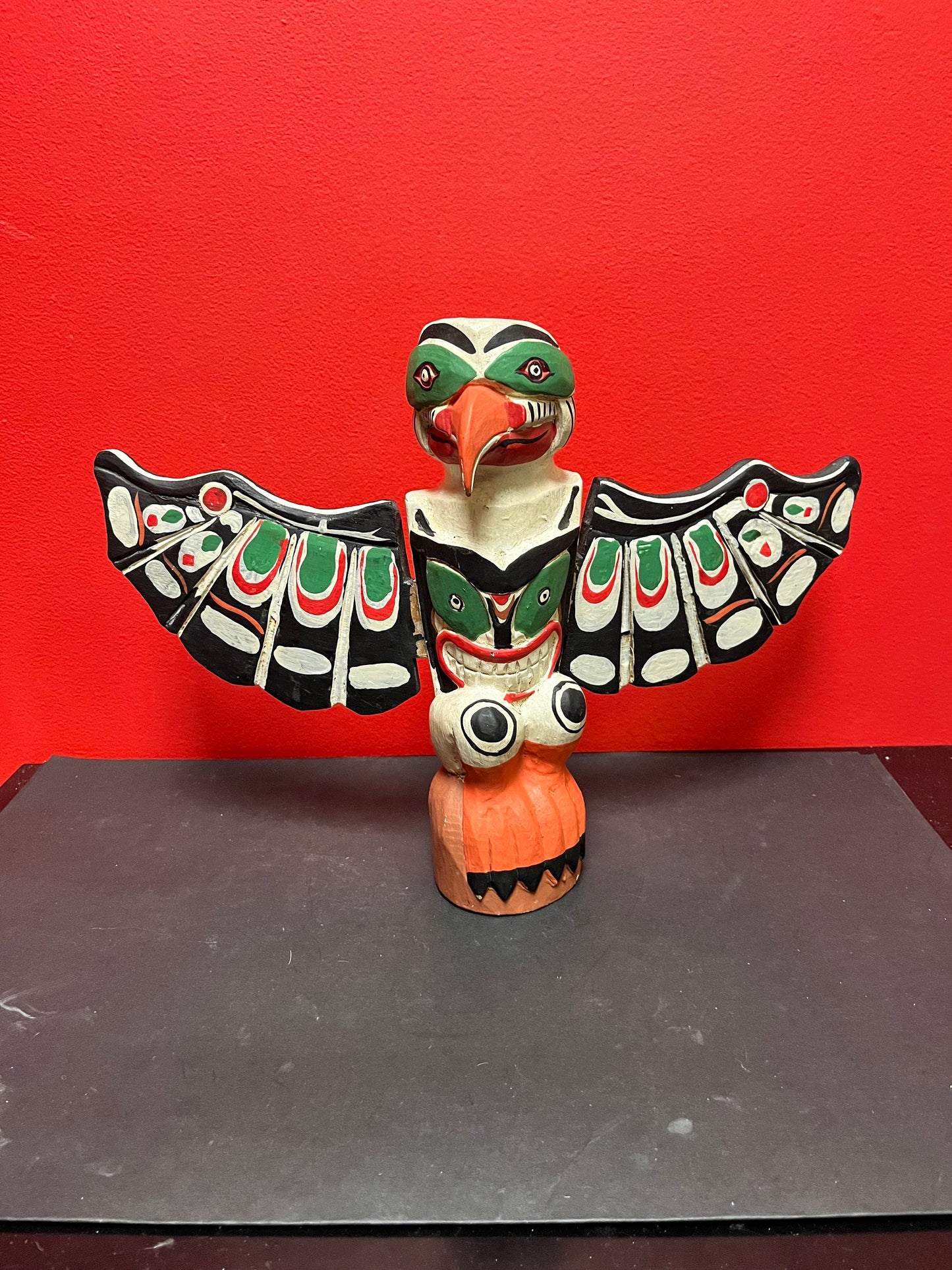 Stunning antique indigenous Pacific Northwest Coast 16 x 9“ high  painted winged, polychrome totem pole  wings come off  wow