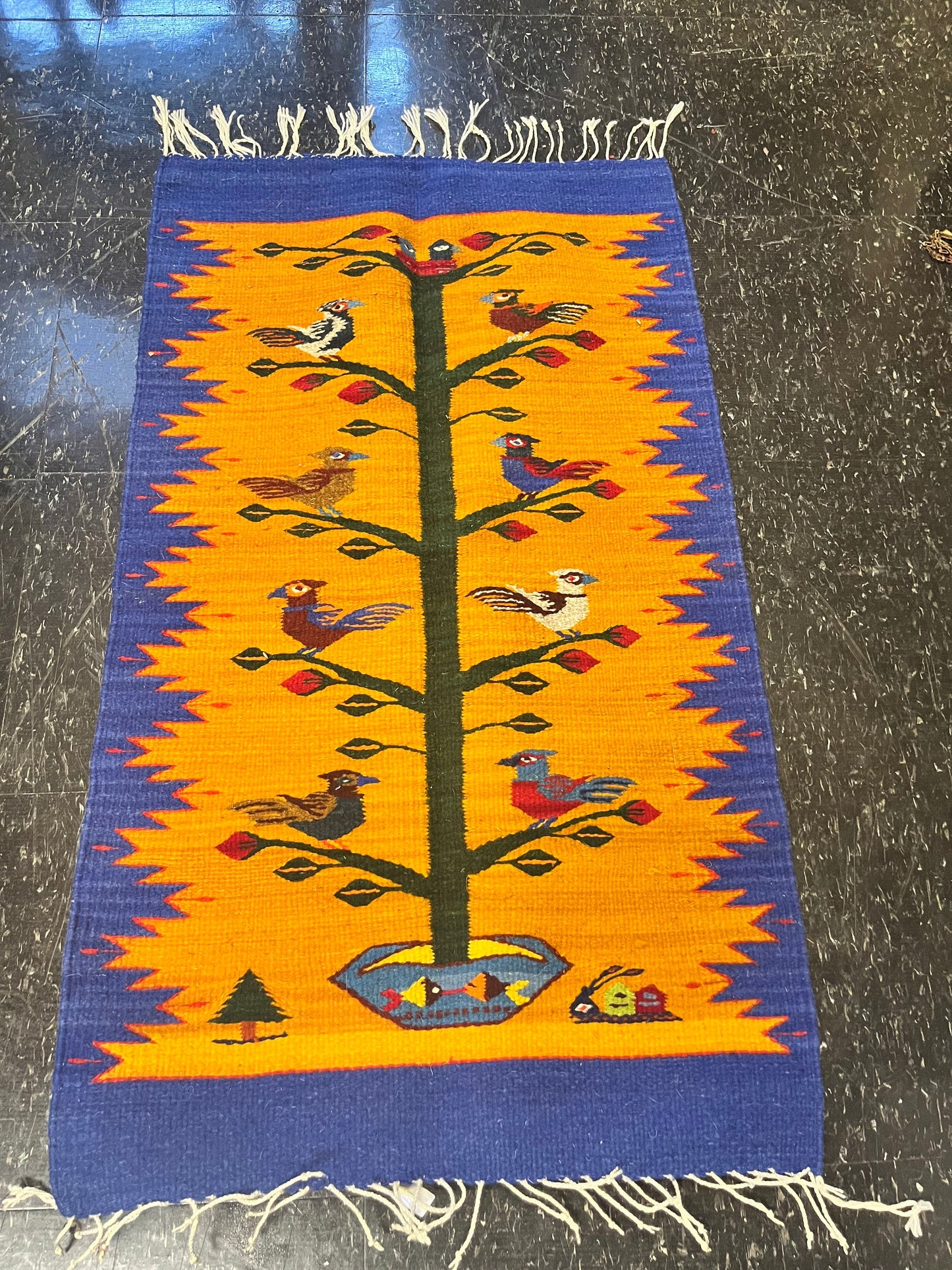 A  Lovely 42 x 22 South American wool hanging or carpet depicting birds  great quality and condition