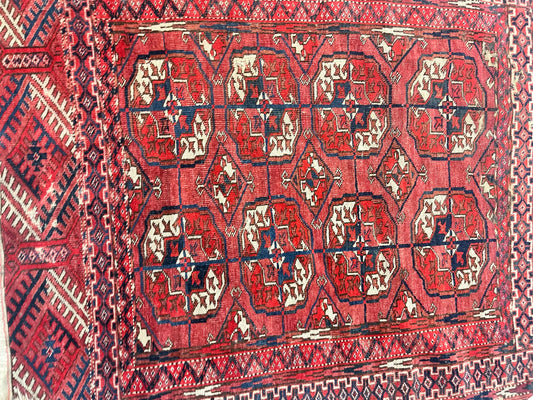 Lovely antique 48 x 37 Persian rug   great quality and would look good in kitchen  fabulous colours