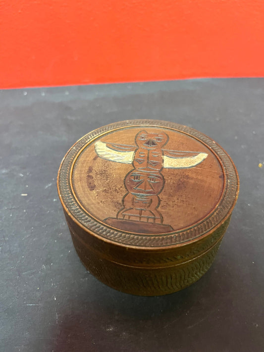 Lovely antique 3 1/2 x 2 high indigenous first nations Pacific northwest coast wooden box with carved totem on top   great condition