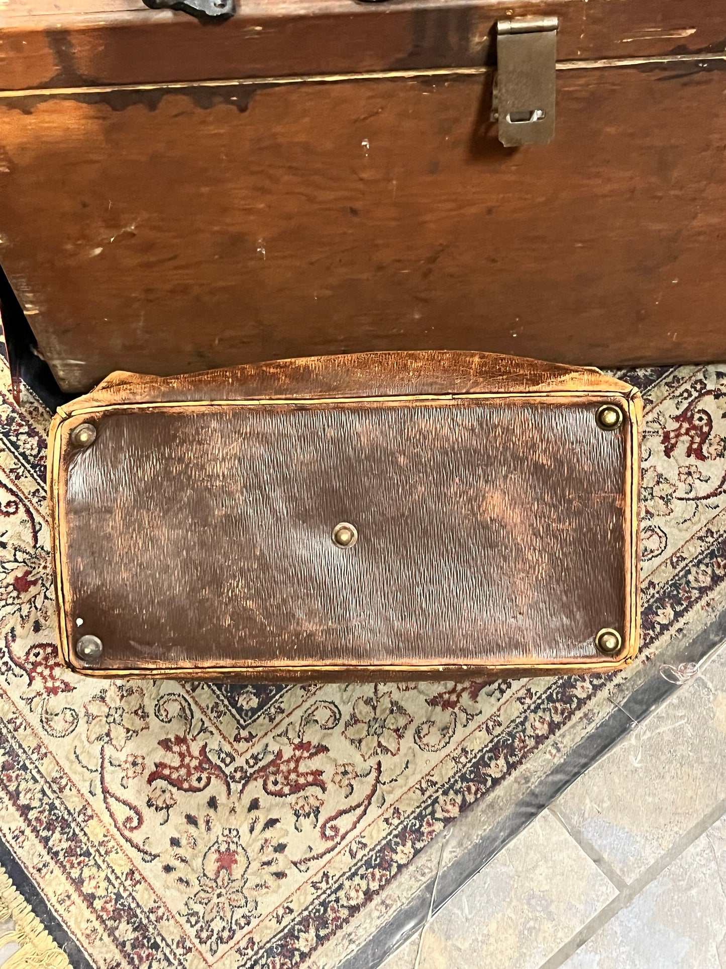 17 x 9 x 13 high absolutely fabulous antique English leather doctors bag  - wonderful Bettina and in good condition  masterpiece