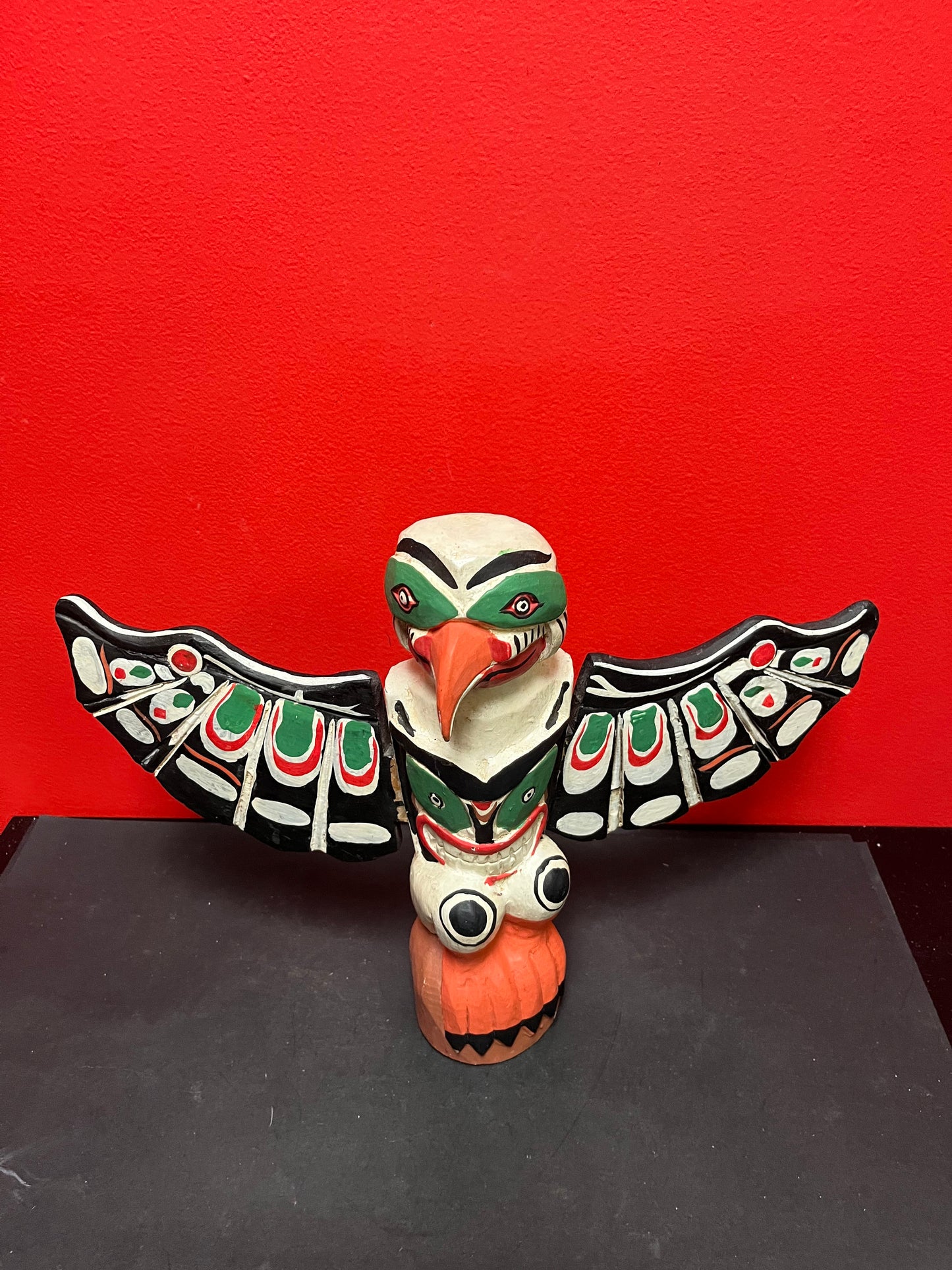 Stunning antique indigenous Pacific Northwest Coast 16 x 9“ high  painted winged, polychrome totem pole  wings come off  wow