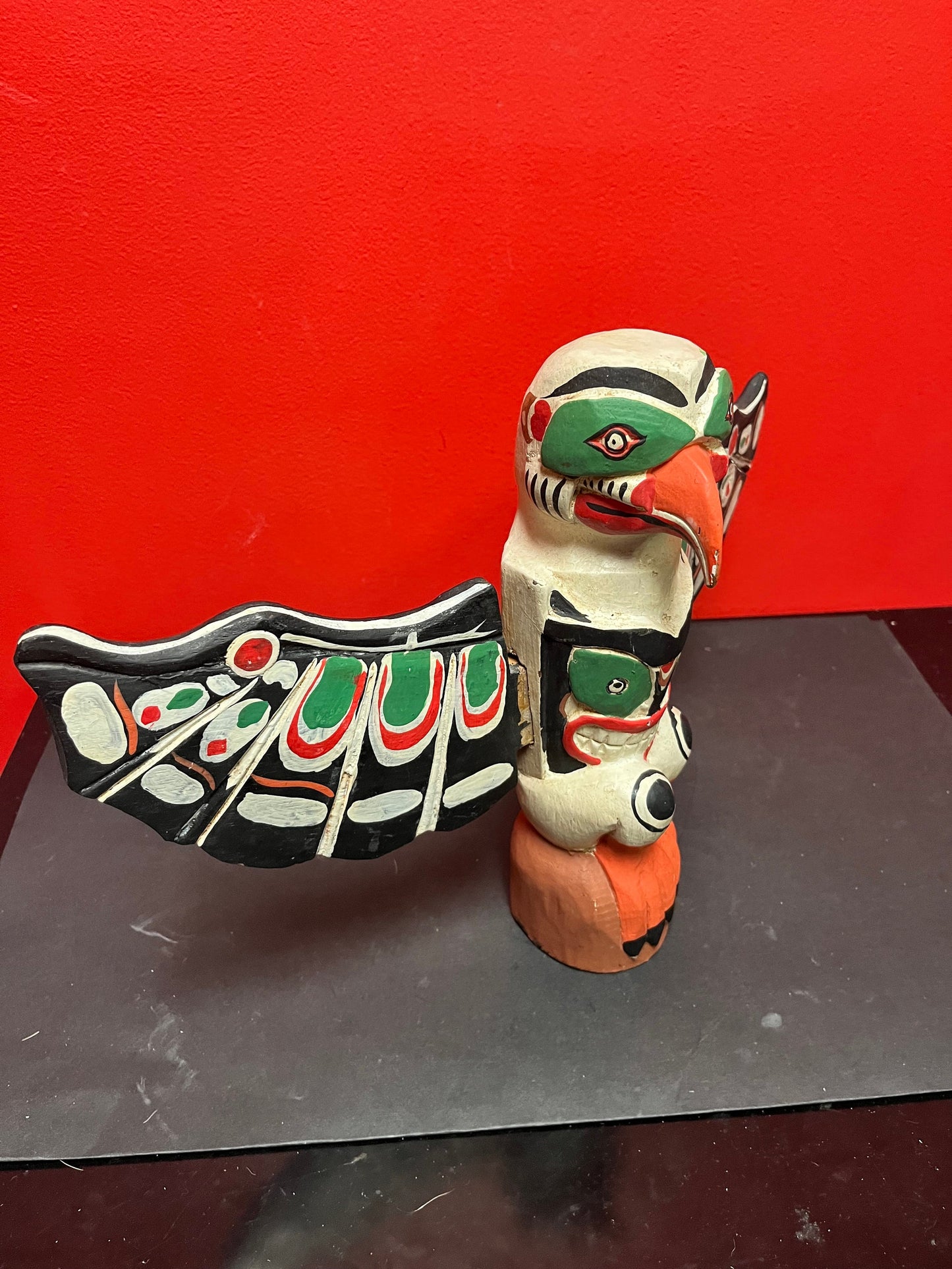 Stunning antique indigenous Pacific Northwest Coast 16 x 9“ high  painted winged, polychrome totem pole  wings come off  wow