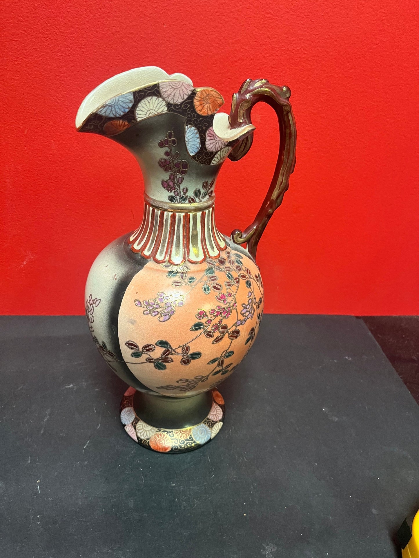 Lovely antique 12 inch tall Japanese satsuma ewer  great condition  great colours  good value -  Japanese Satsuma porcelain