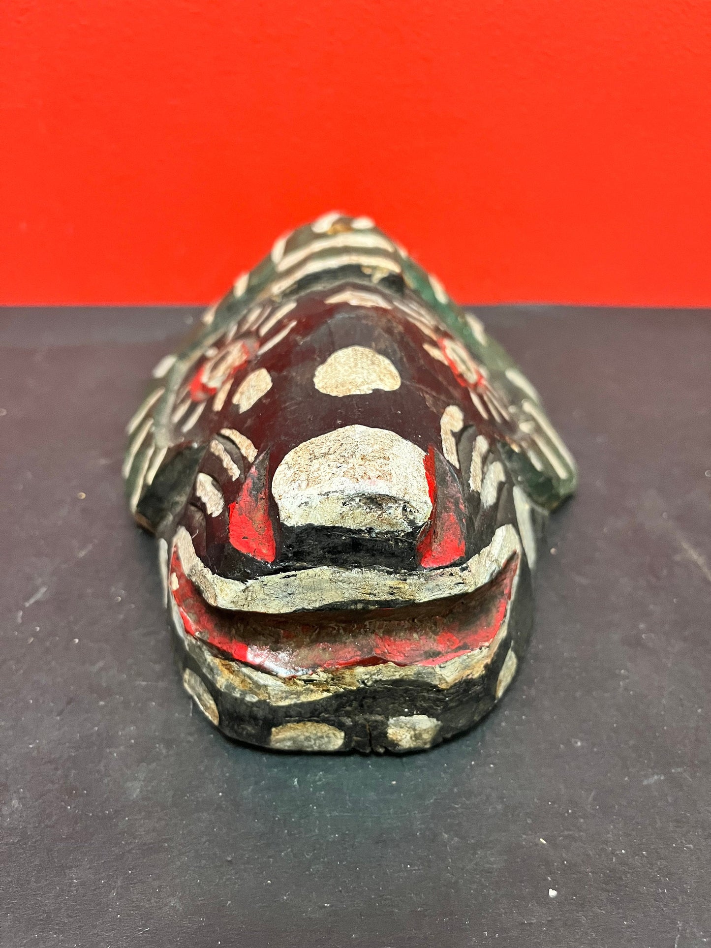 Lovely antique 8 x 6 central American painted polychrome wood mask   very cool detail