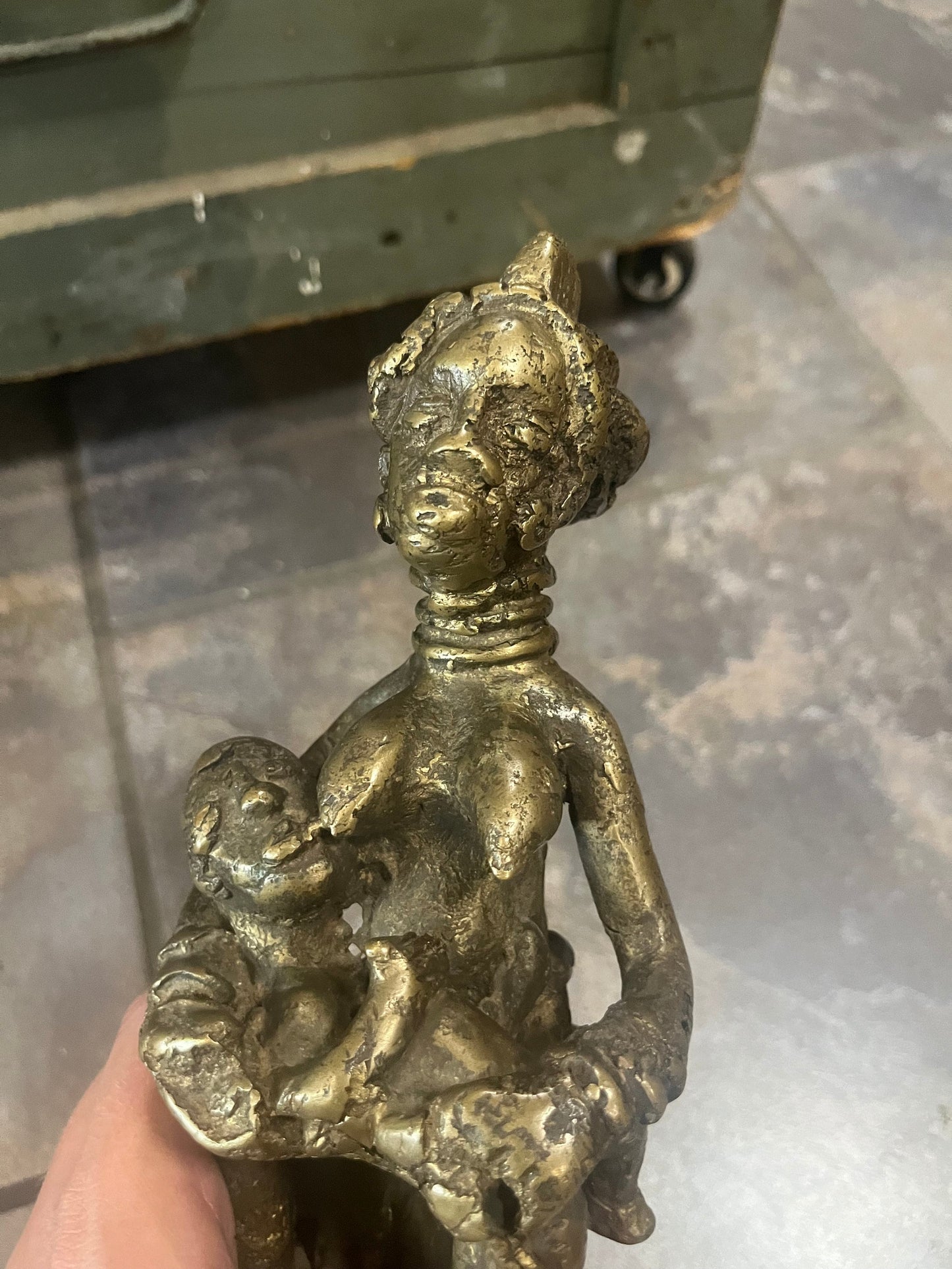 Lovely 9.5 inch tall heavy old African BENIN  bronze statue of a woman breast-feeding  stunning patina  wow