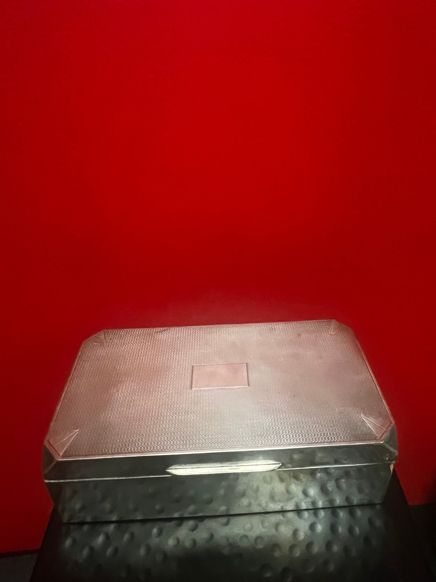 Lovely English antique sterling silver 7 x 4 x 2 high cigarette or jewellery box wonderful condition