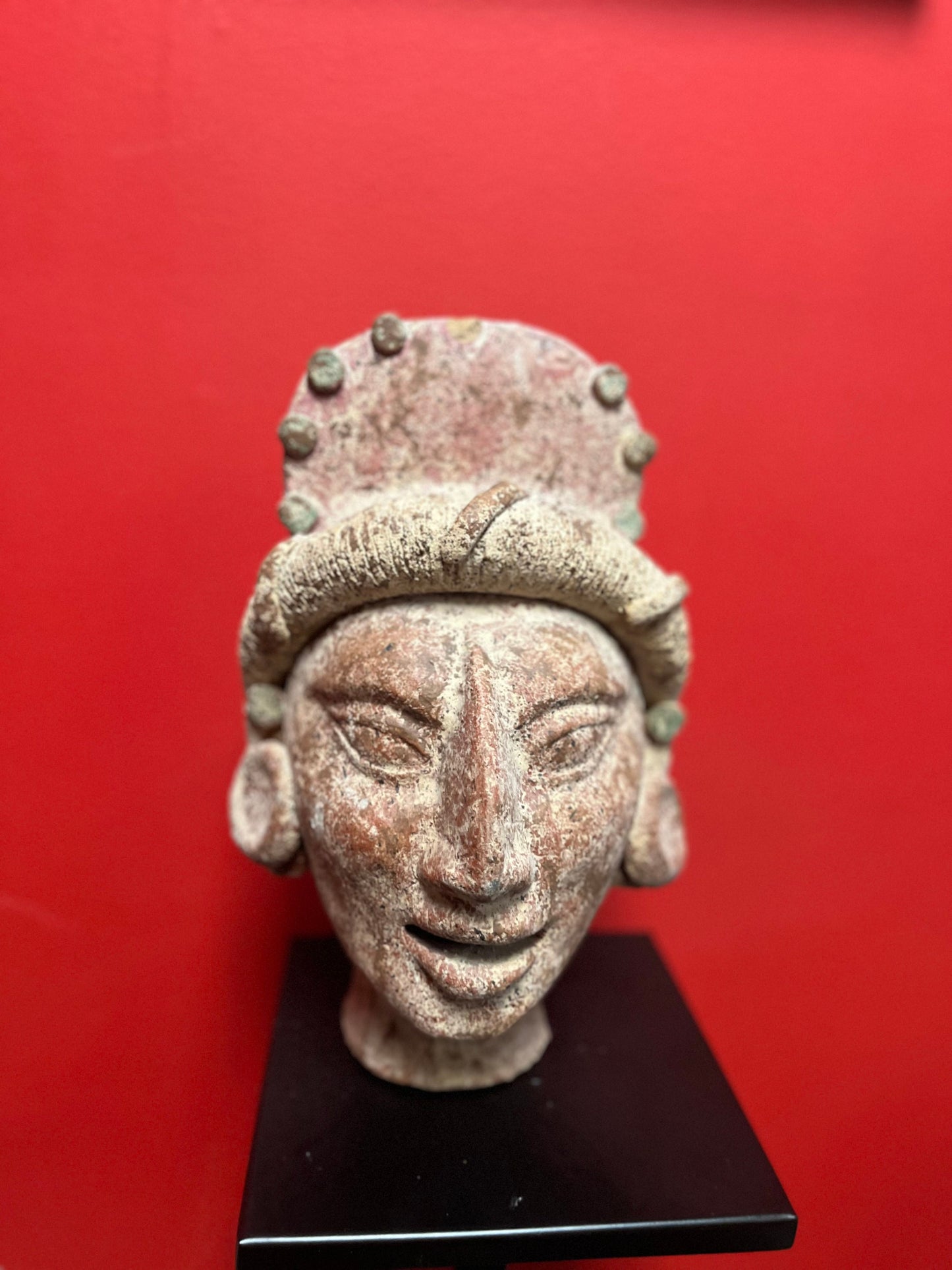 Absolutely fantastic museum quality 13 inch tall Colombian Clay artefact head with minor damage