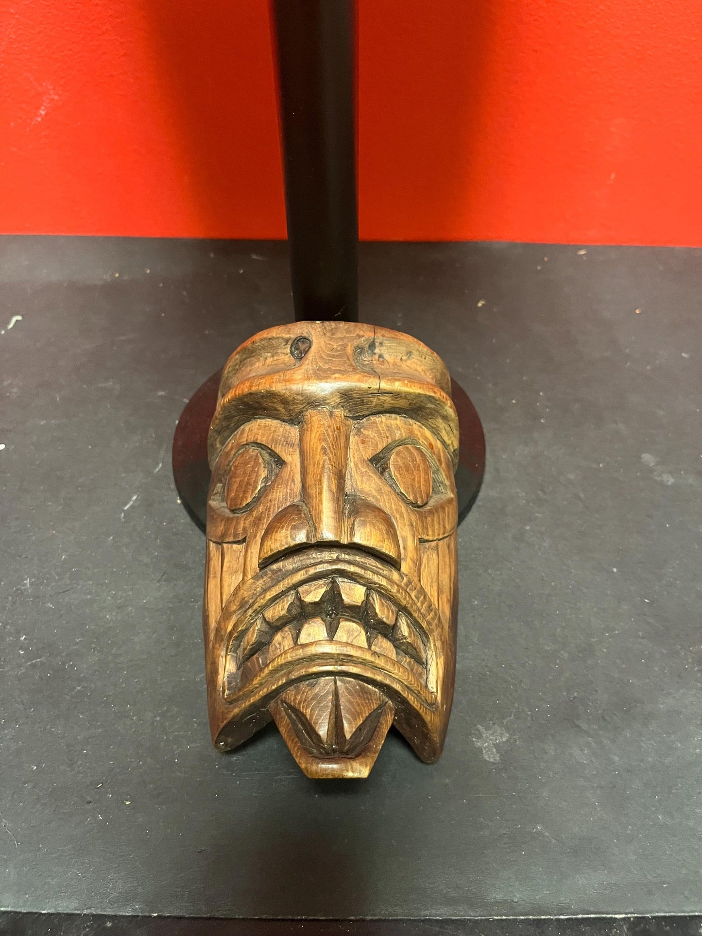 Lovely 6 x 4 high-quality indigenous first nations Pacific Northwest Coast signed mask of a wild man  wonderful detail  needs a hanger