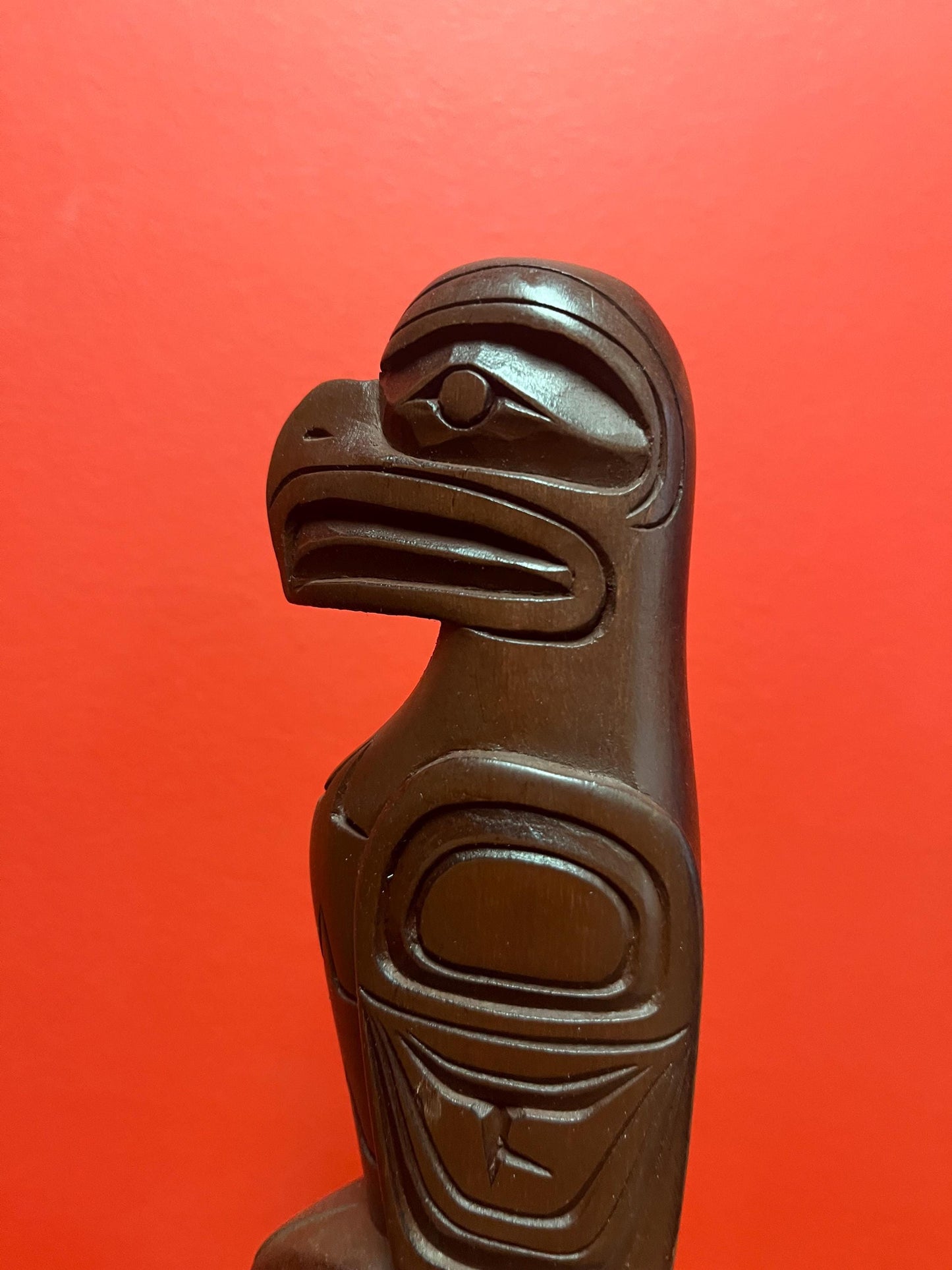 Stunning 17 inch tall Harold Baker indigenous first nations Pacific Northwest Coast Cedar totem pole  Sensational detail  One of the best