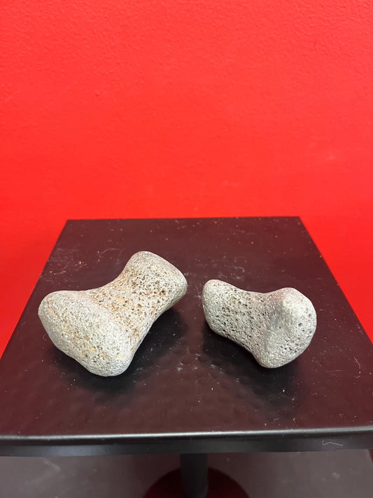 Two wonderful authentic indigenous first nations stone tools  from museum quality collection  2.5 and 3 inches long - rare